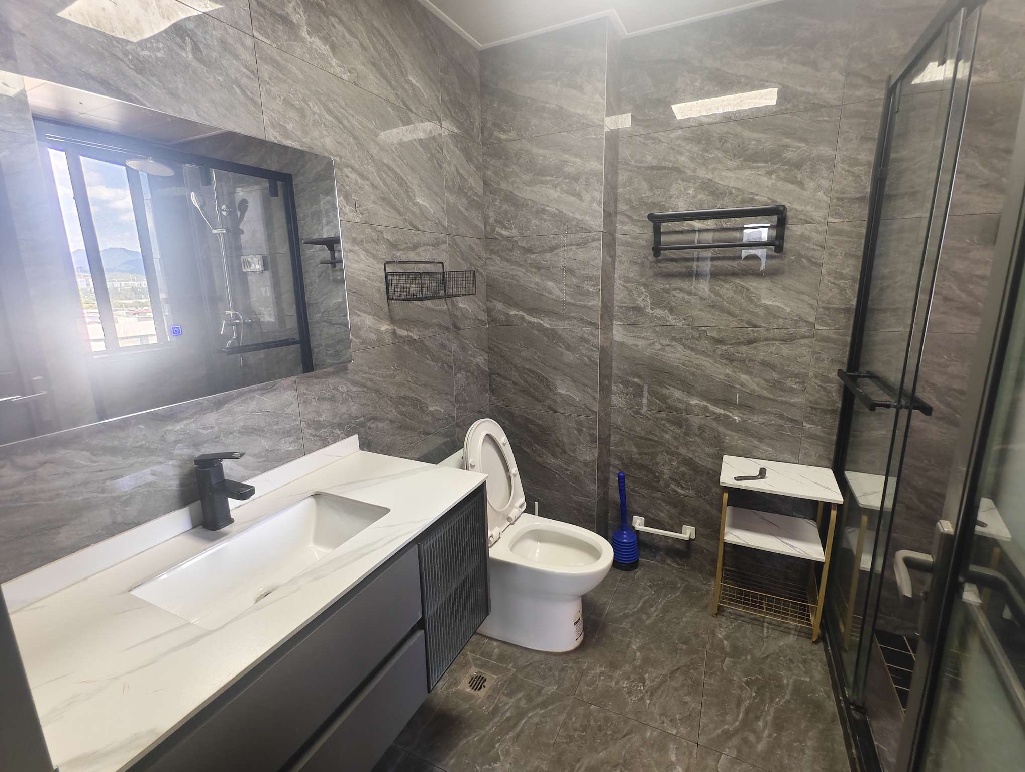 兴隆五区 3室1厅2卫