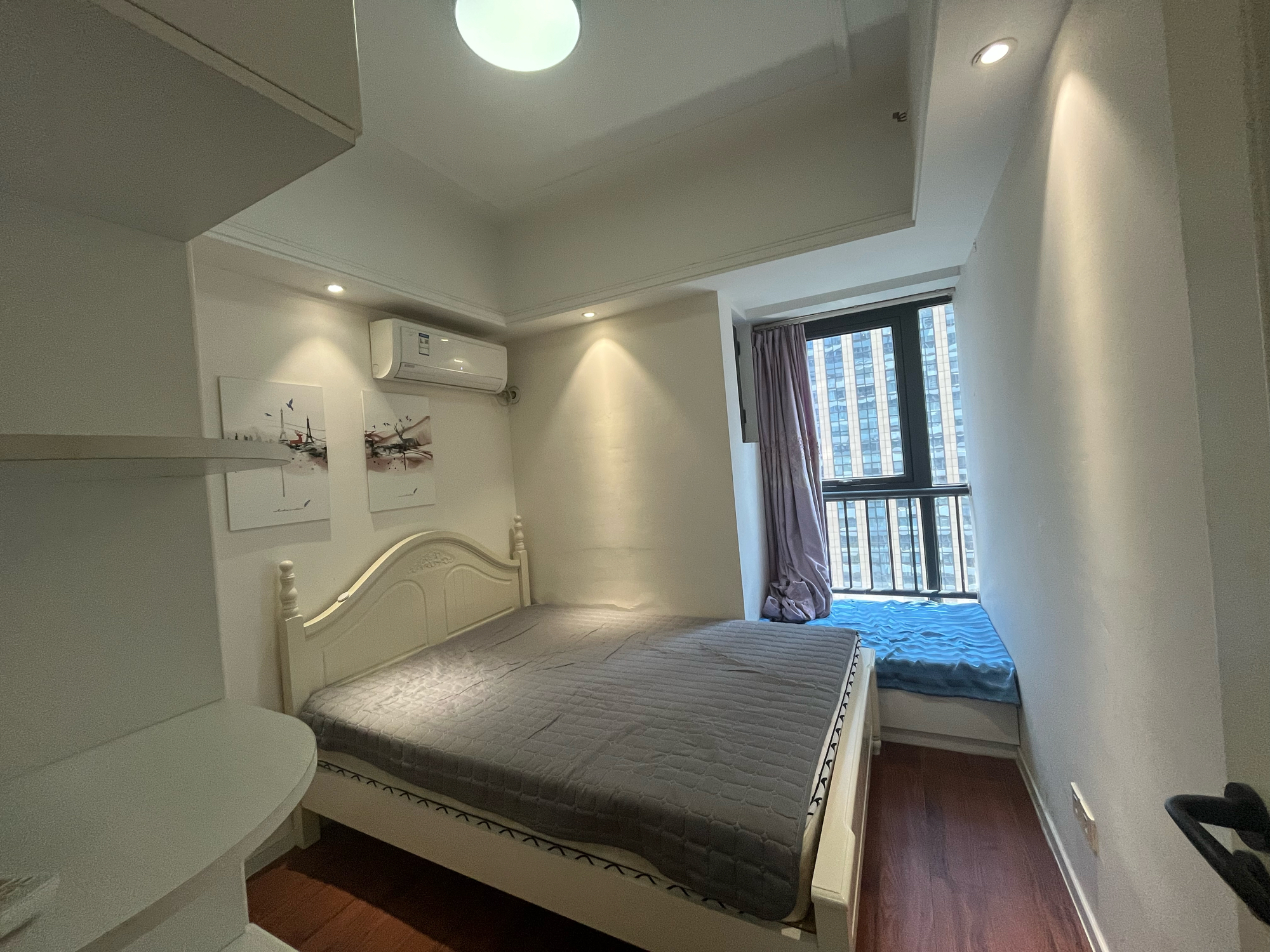 万达SOHO 2室1厅1卫