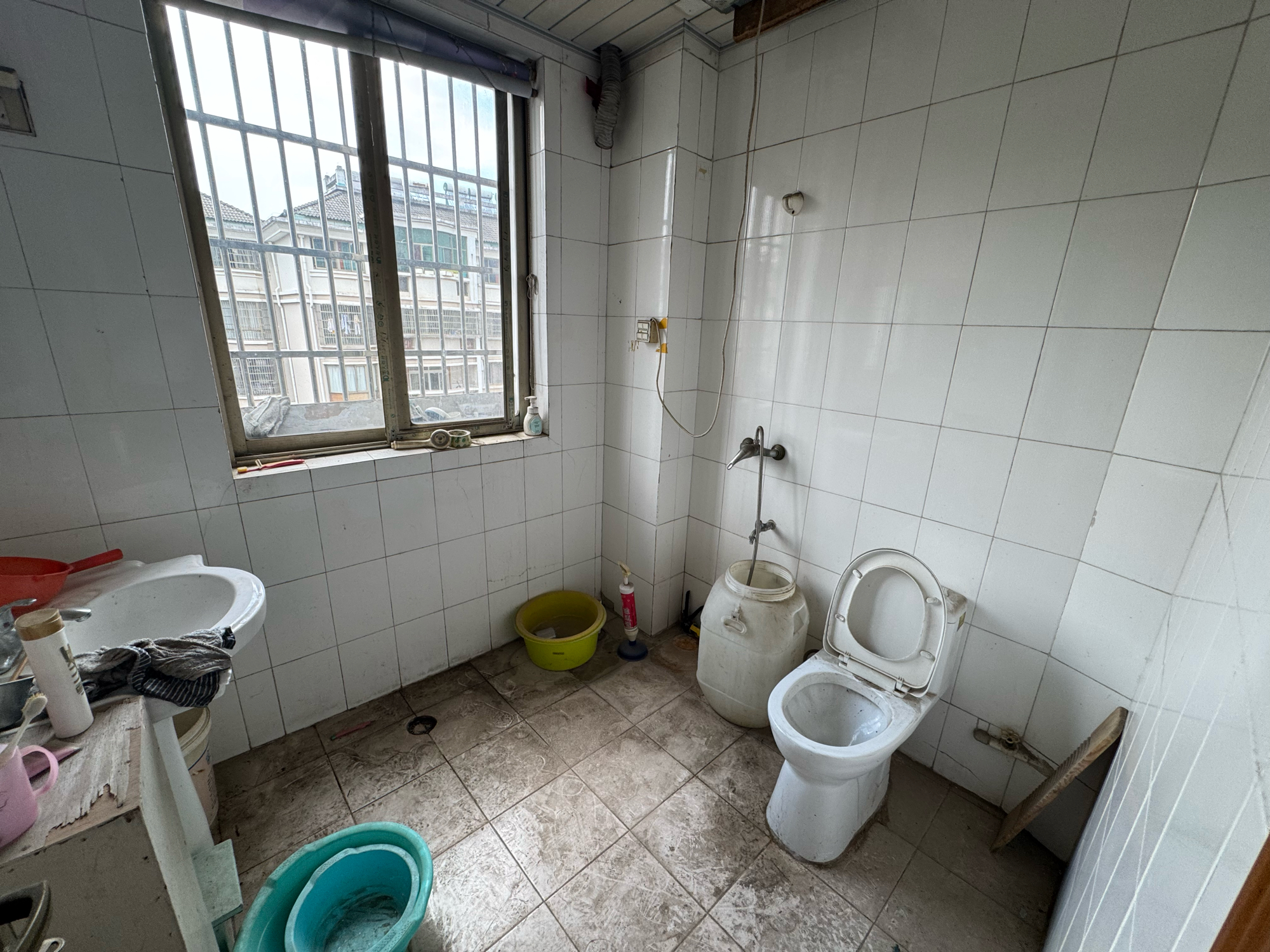 东洲花园观山苑 3室2厅2卫