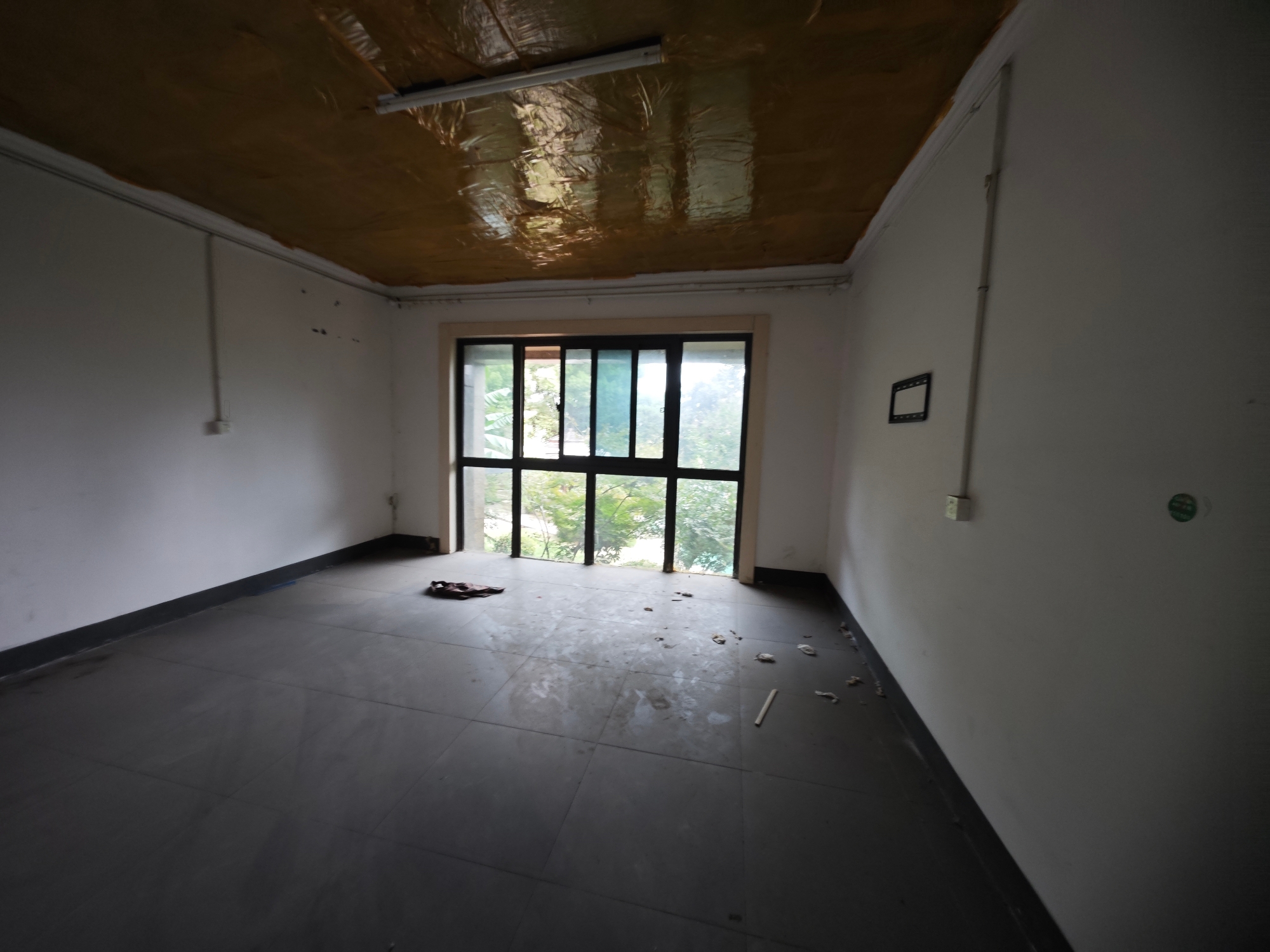 梅湖国际公馆 0室0厅0卫