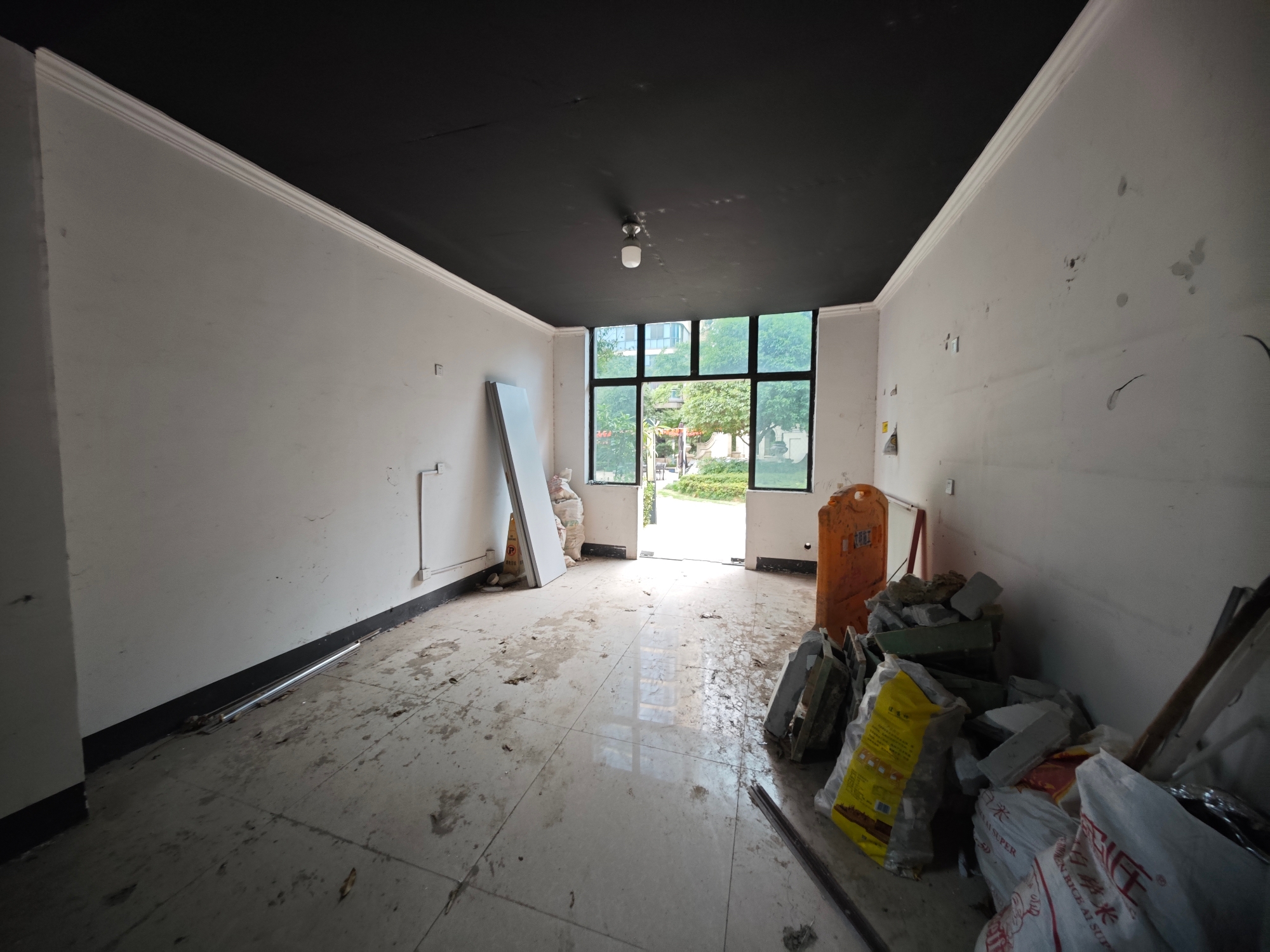 梅湖国际公馆 0室0厅0卫