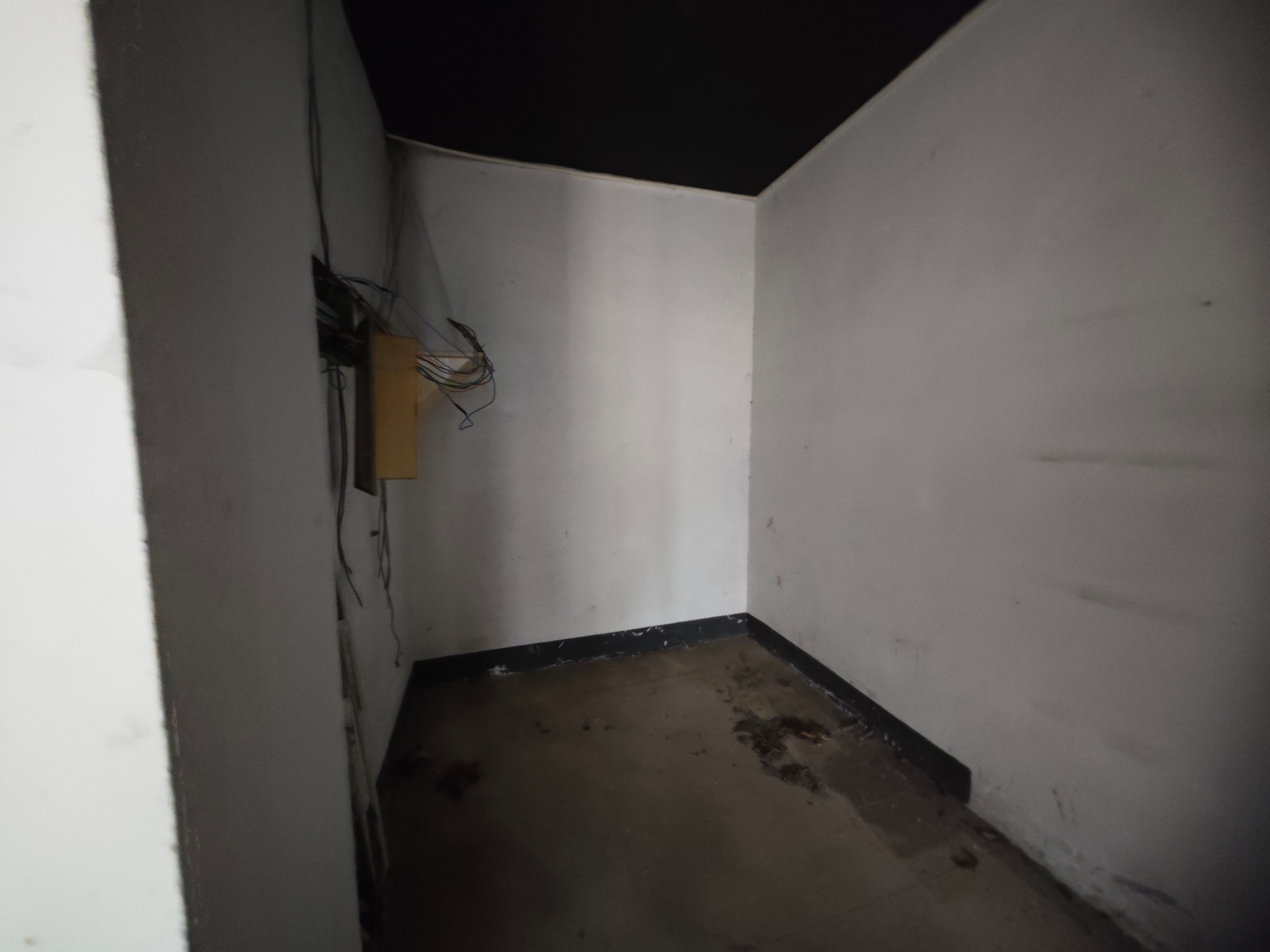 梅湖国际公馆 0室0厅0卫