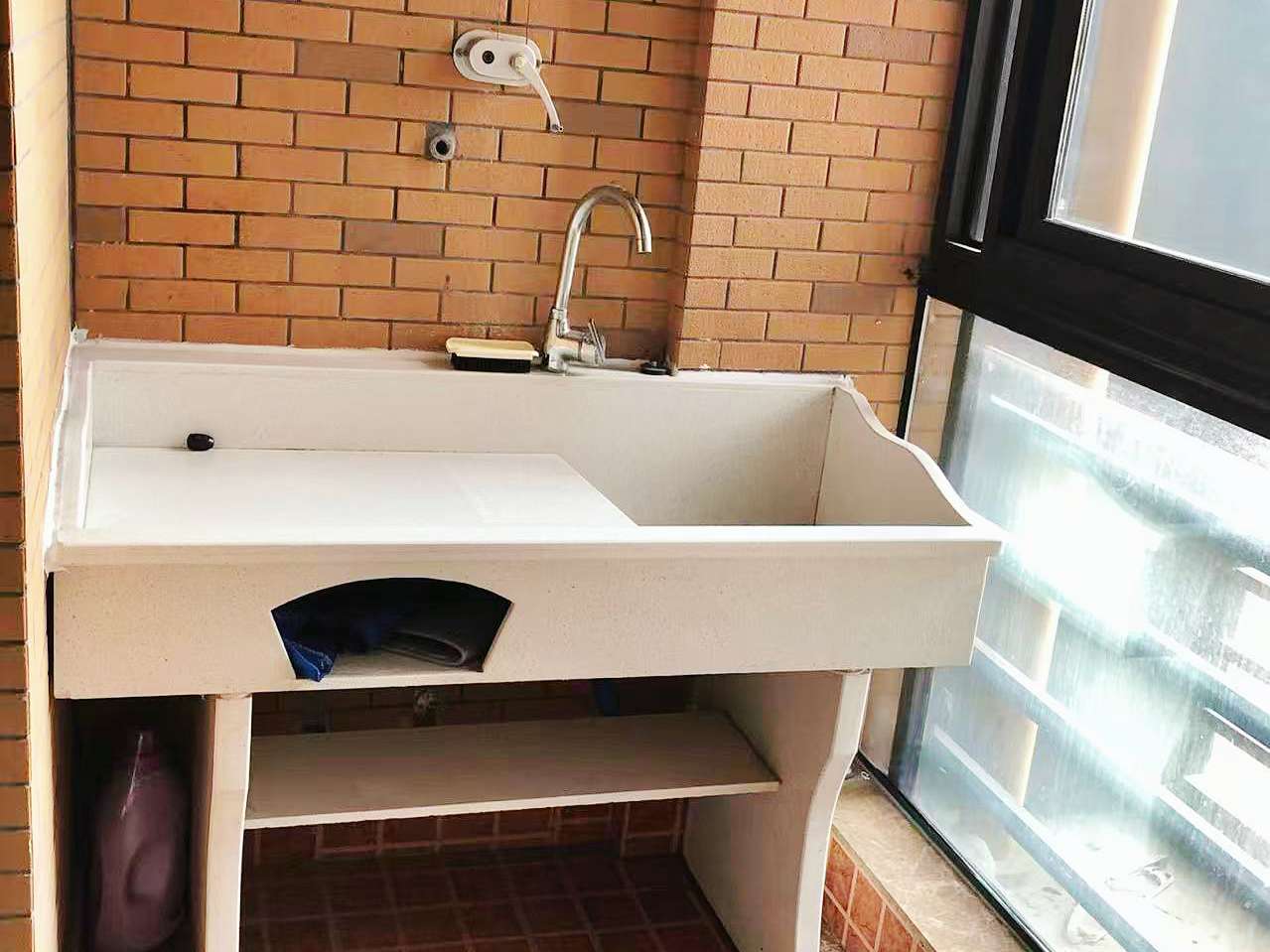 嘉禾广场 3室2厅1卫