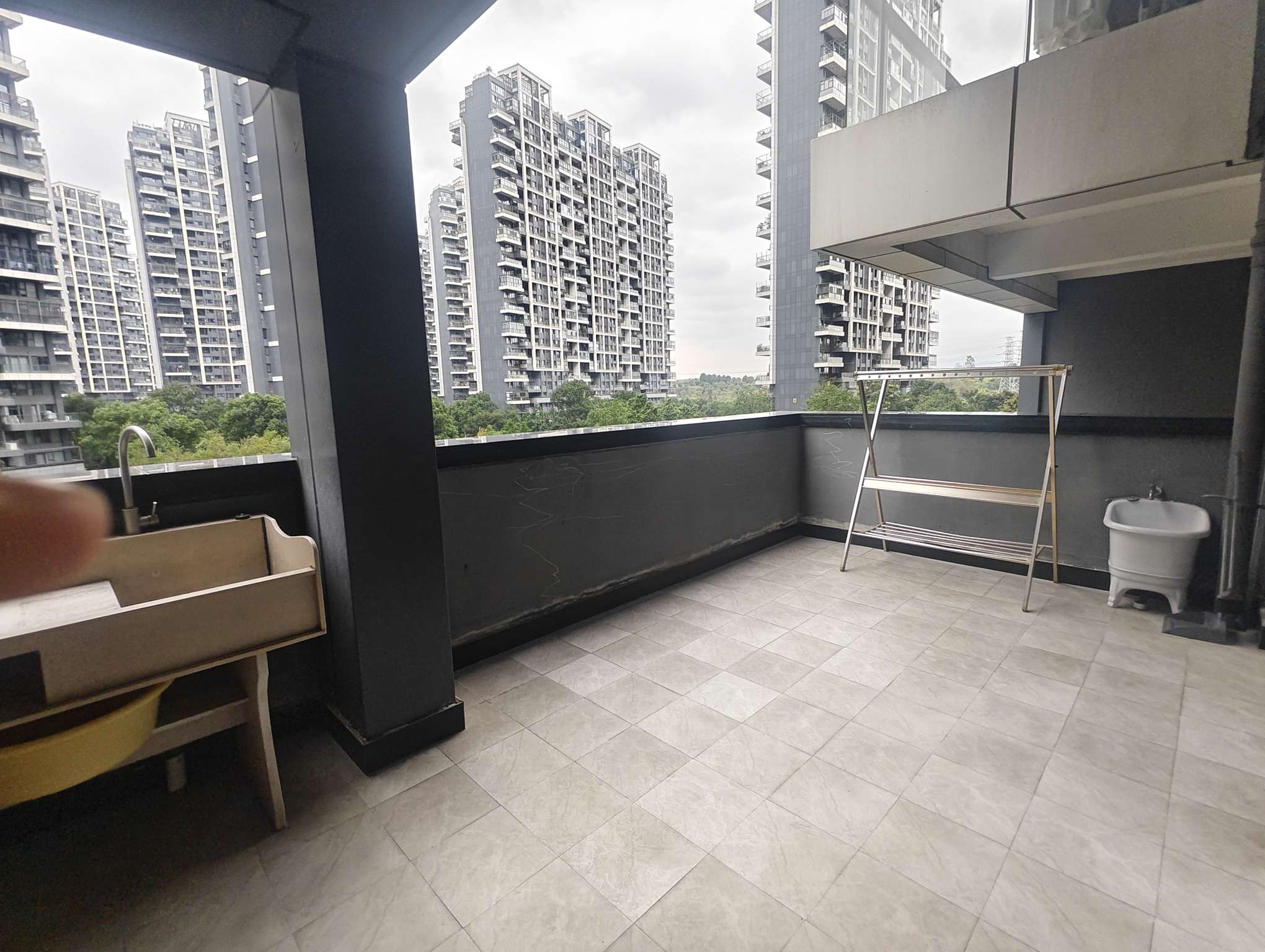 荷塘月色 3室2厅2卫