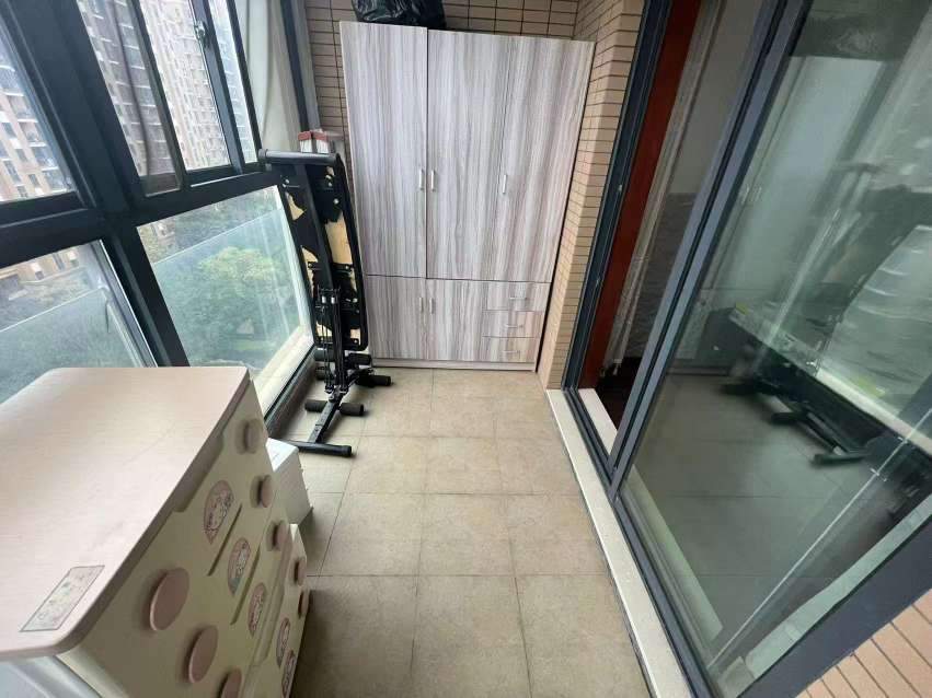 荷塘雅居 3室2厅1卫