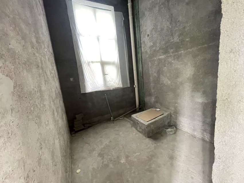 紫荆庄园三期 3室2厅2卫