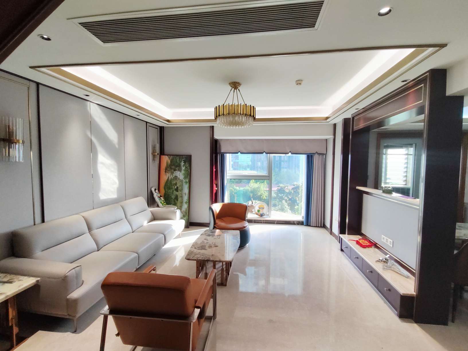 世贸中心 3室2厅2卫