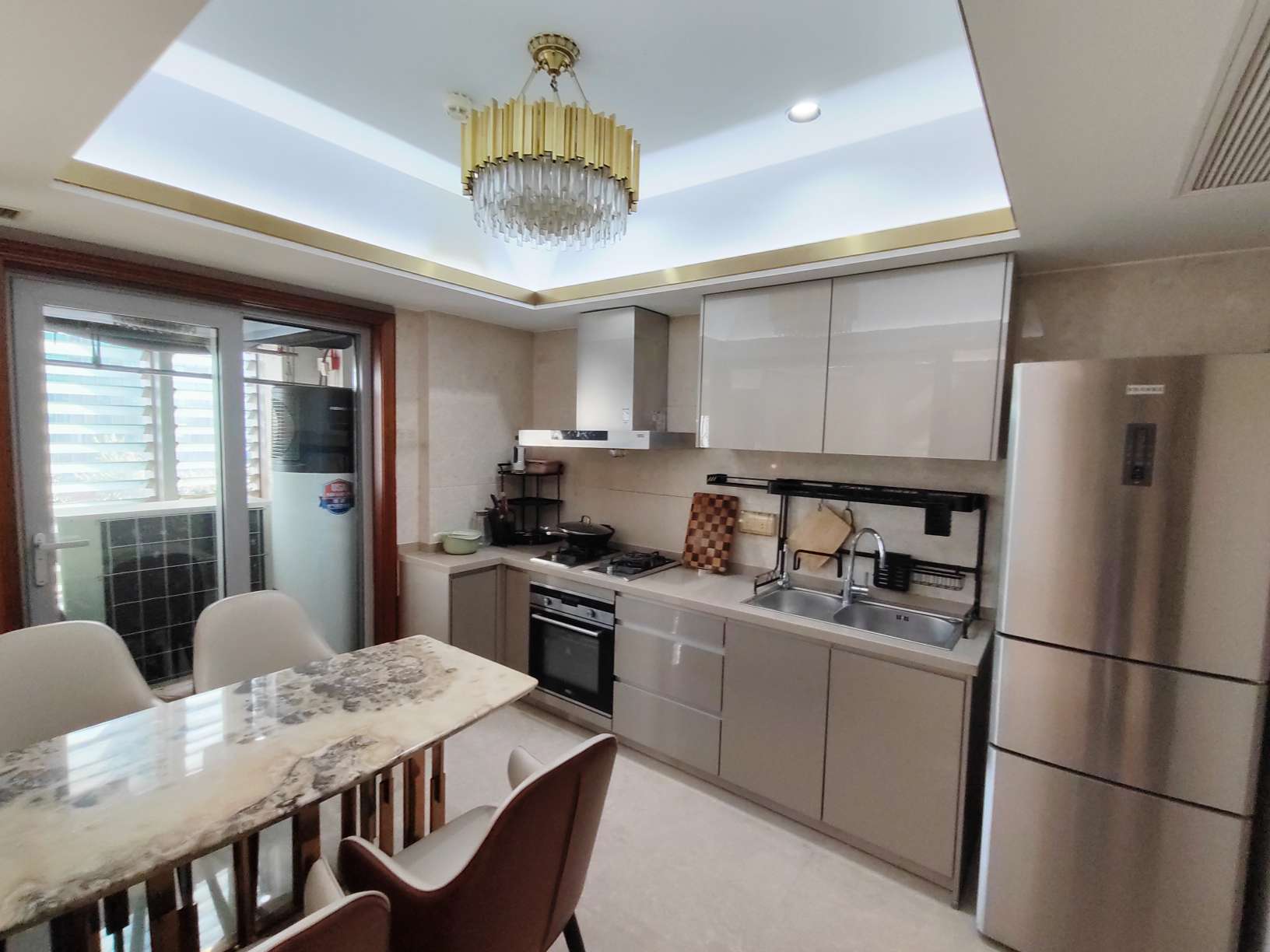 世贸中心 3室2厅2卫