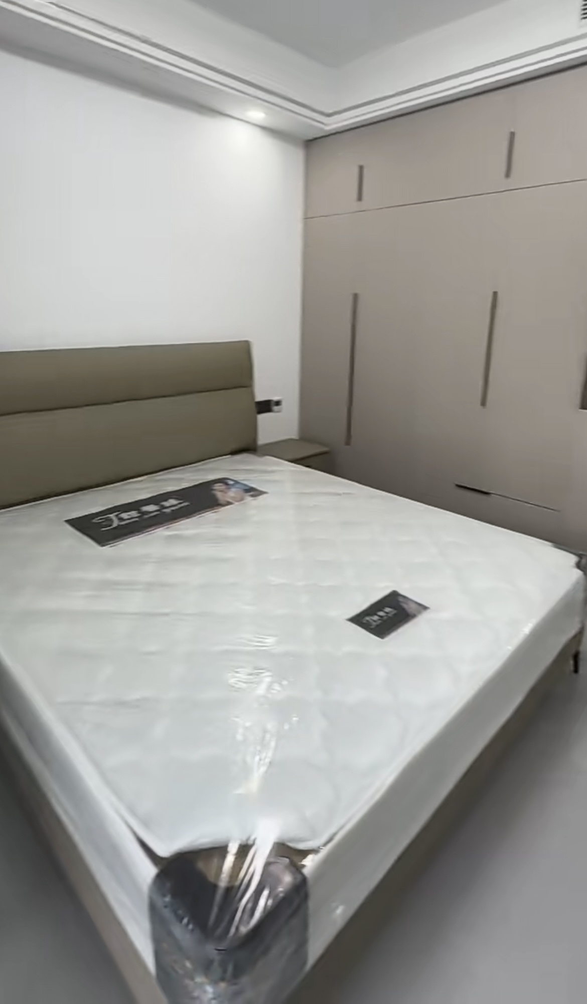 江锦花园 4室2厅2卫