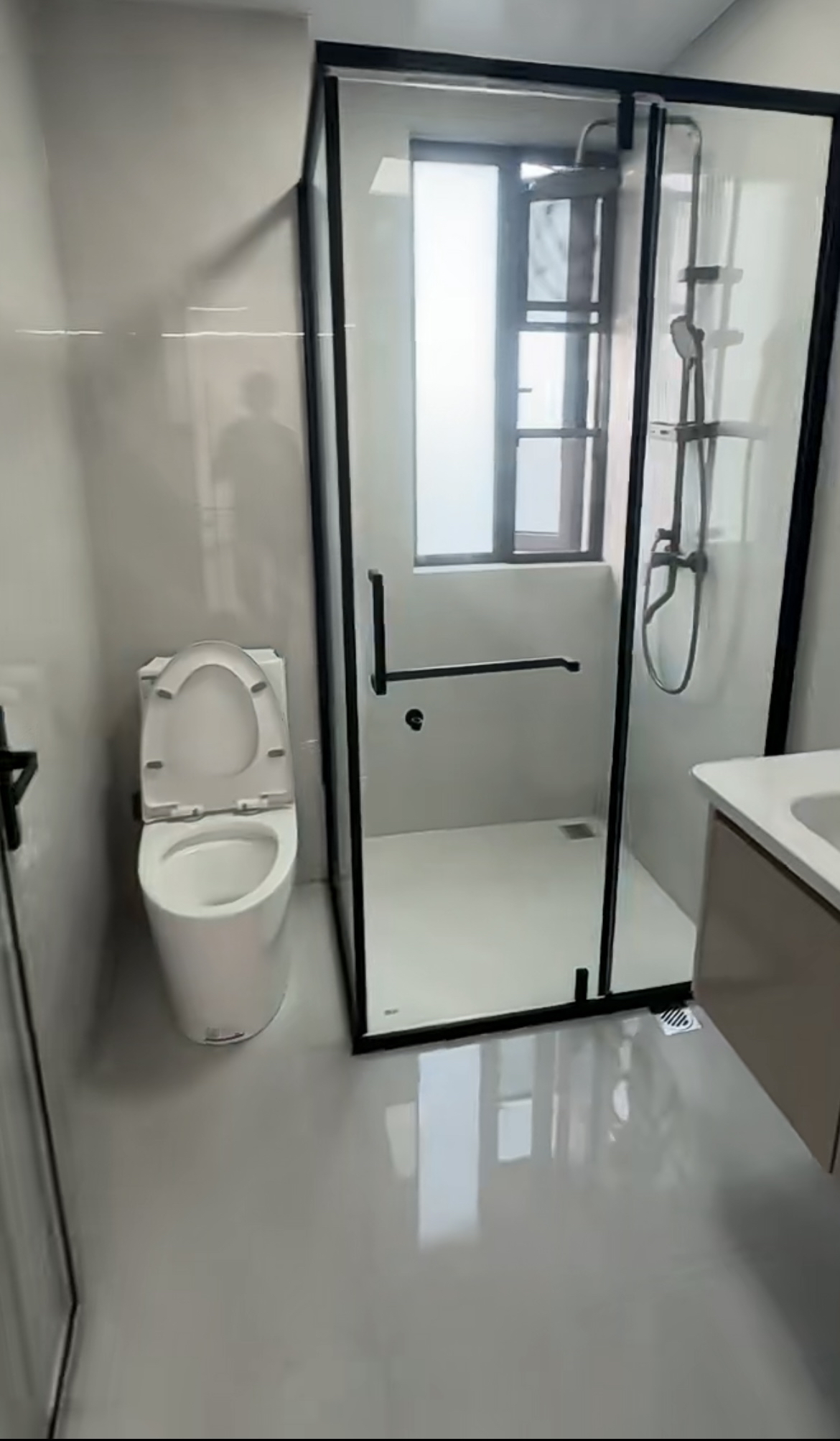 江锦花园 4室2厅2卫