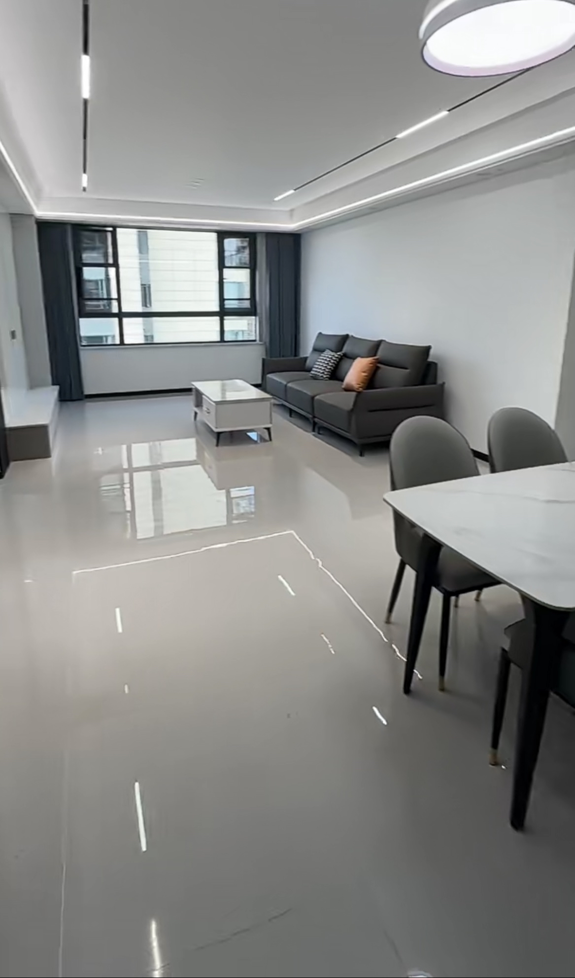 江锦花园 4室2厅2卫