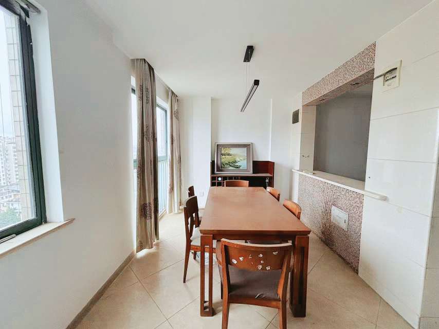 城市花园(套房) 4室2厅2卫