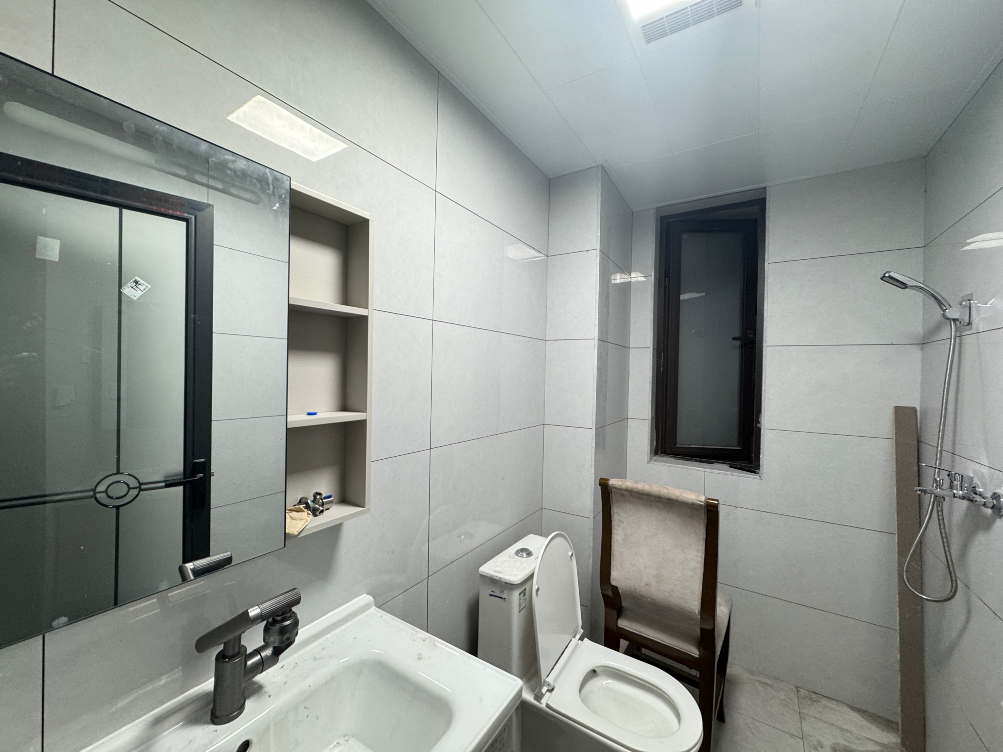 红星天铂 2室1厅1卫