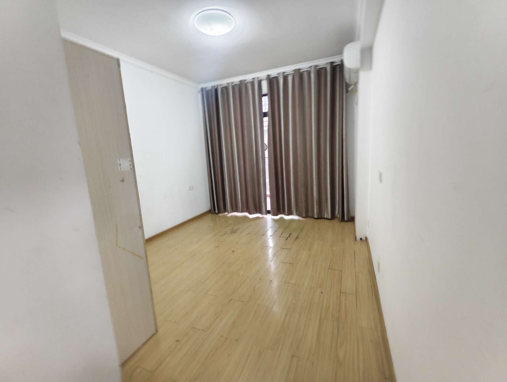 /zufang/Detail/28894