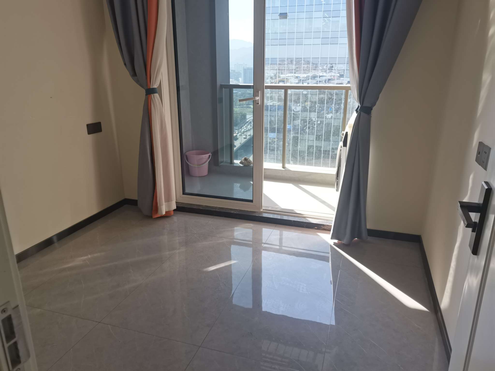 滨江壹品 5室2厅3卫