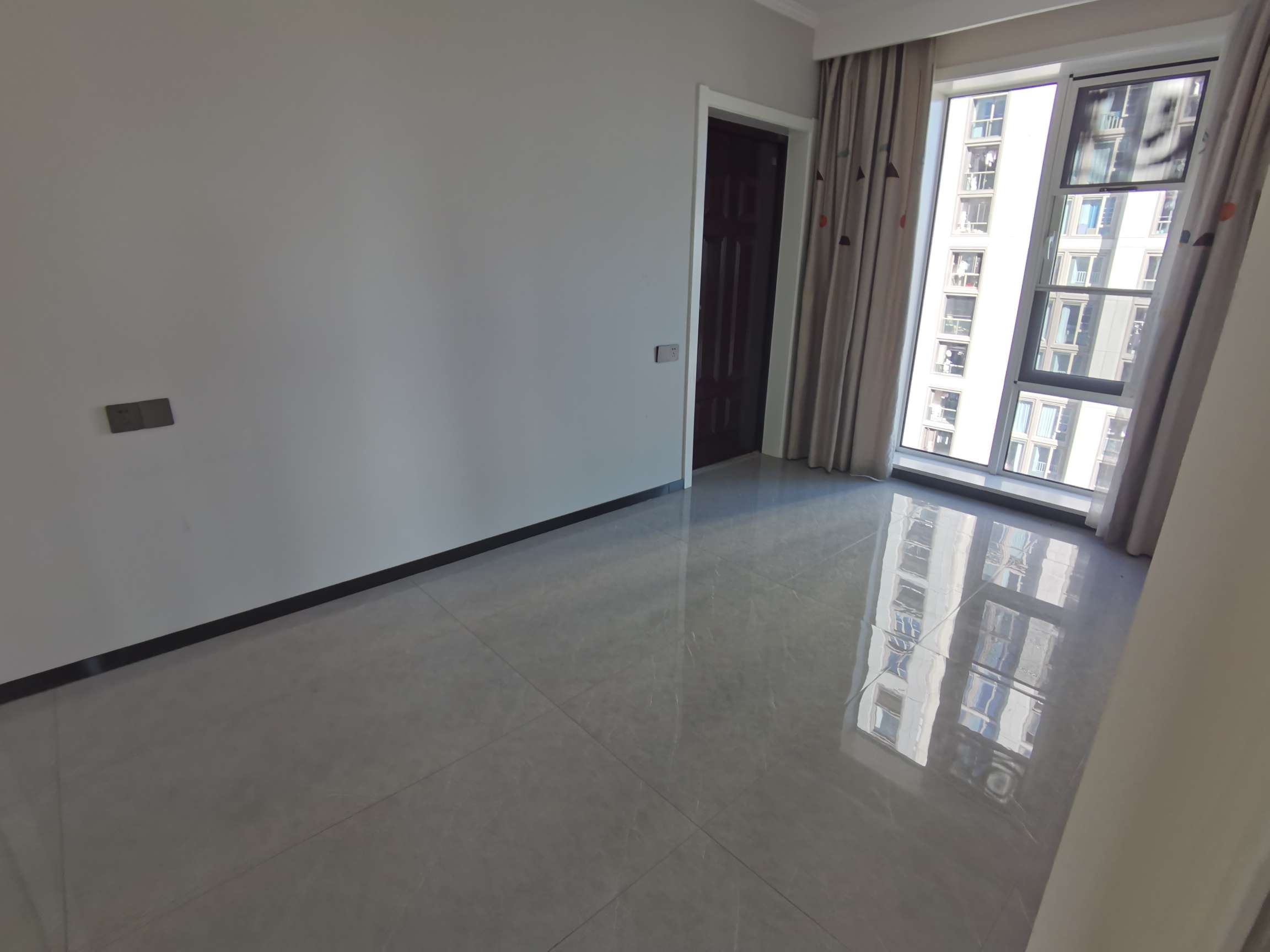 滨江壹品 5室2厅3卫