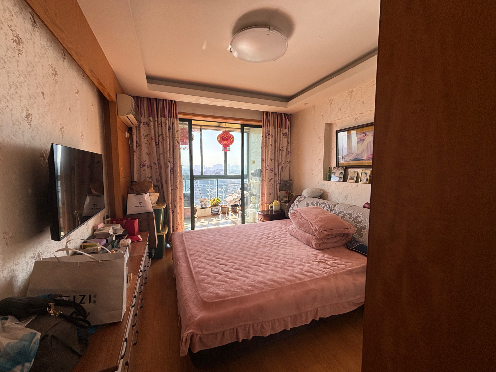 名人花园 3室2厅2卫