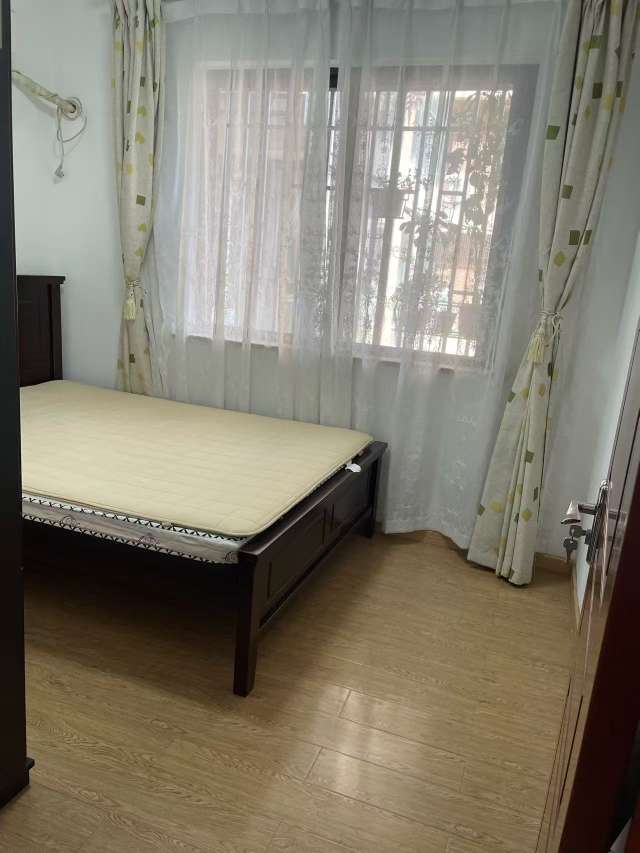 和欣花园 3室2厅1卫