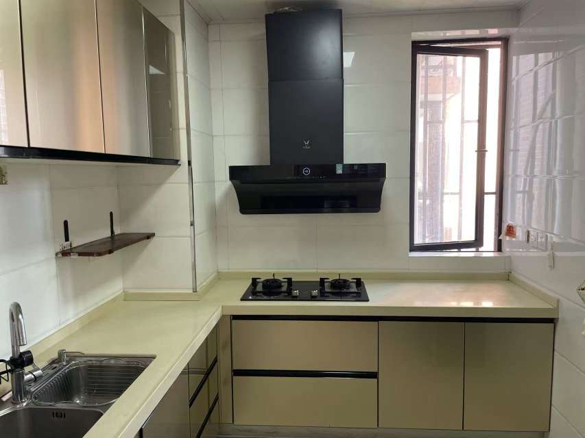 和欣花园 3室2厅1卫