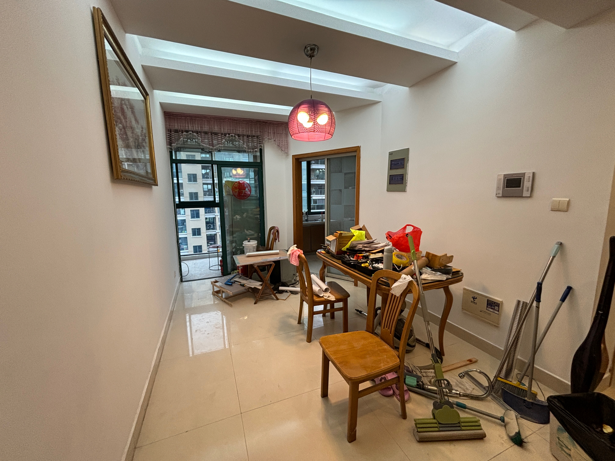 国际村 3室2厅2卫