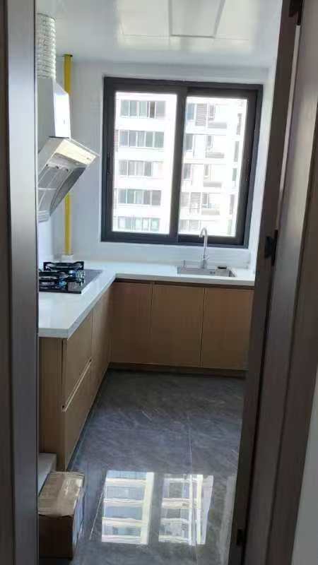 龙海家园东区 3室2厅2卫