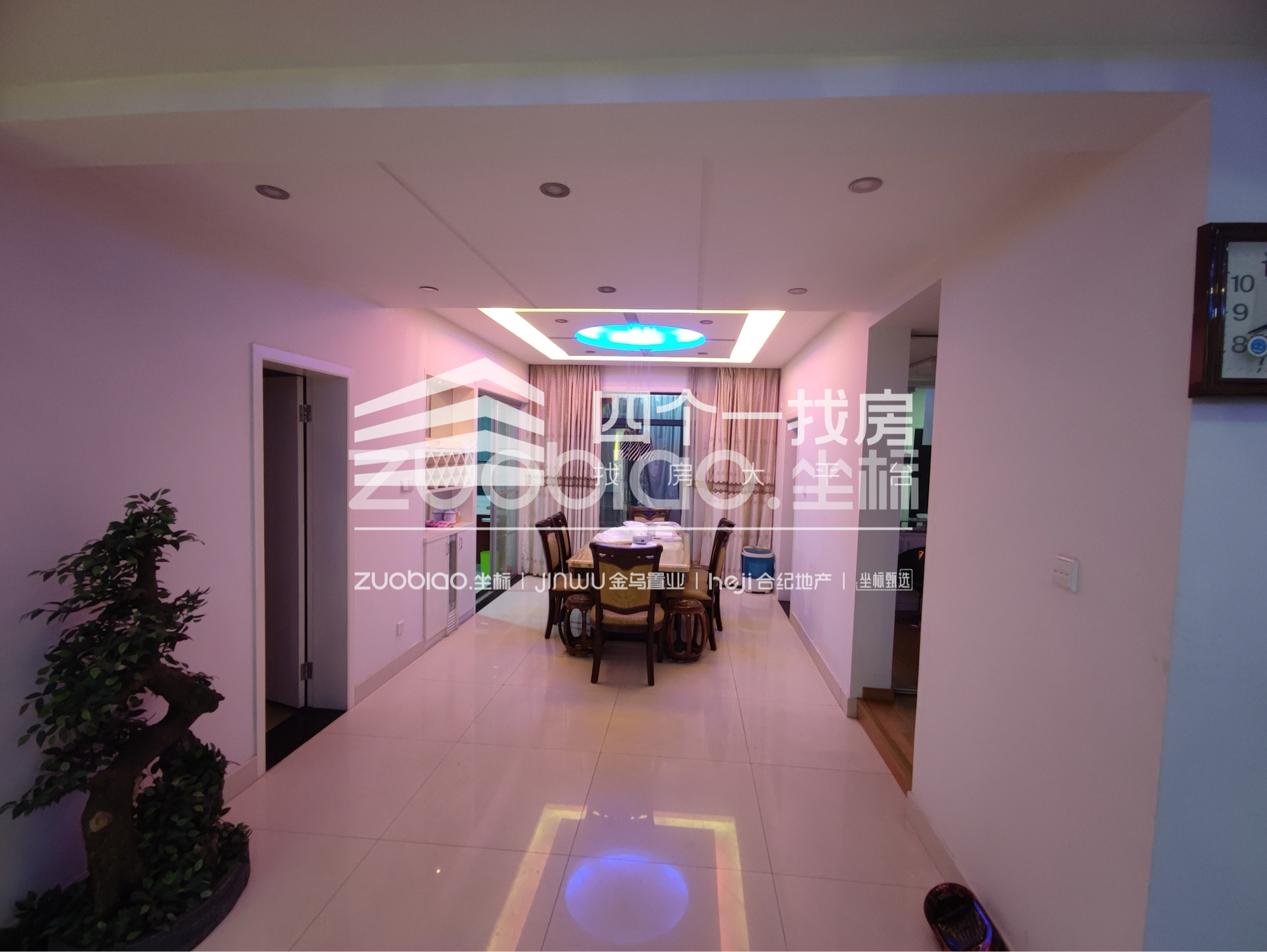 新科花园 4室2厅2卫