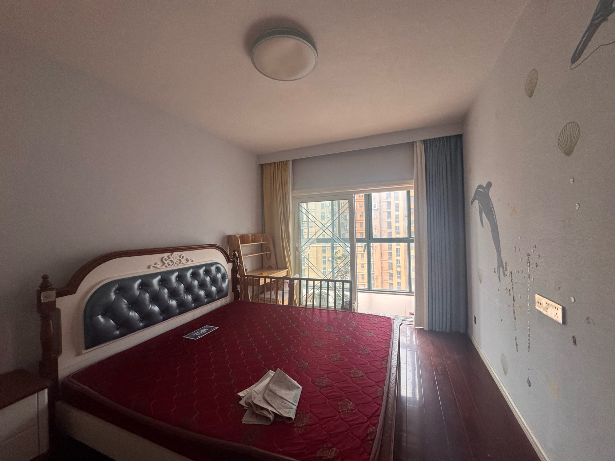 大都置业 4室2厅2卫