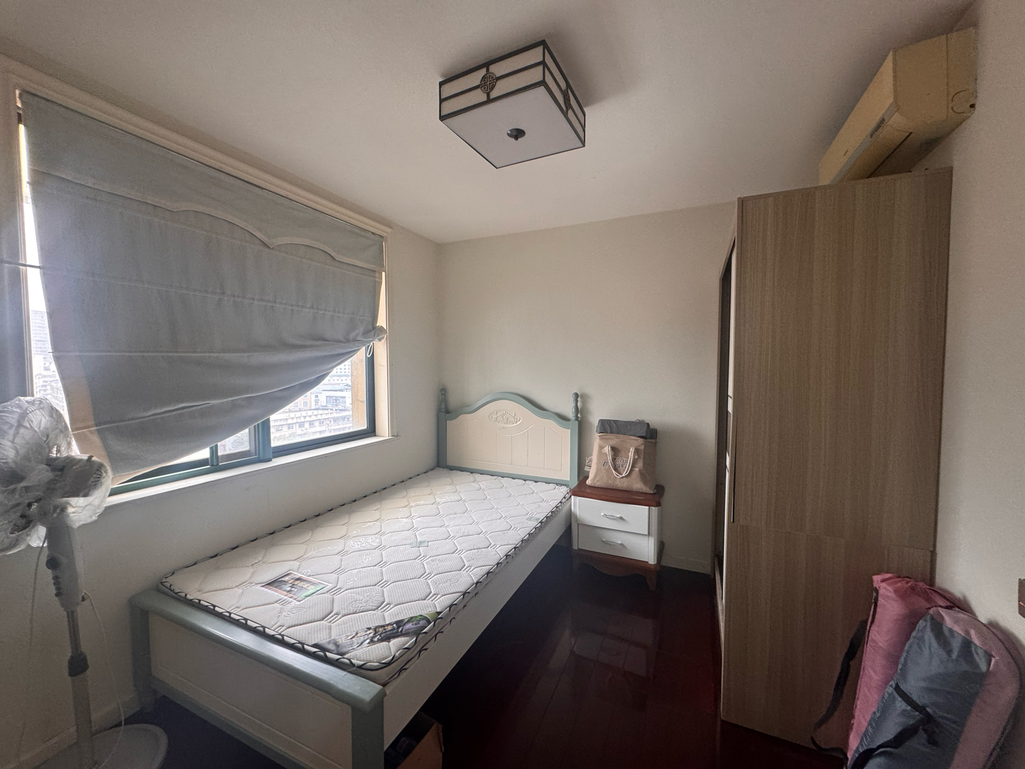 大都置业 4室2厅2卫