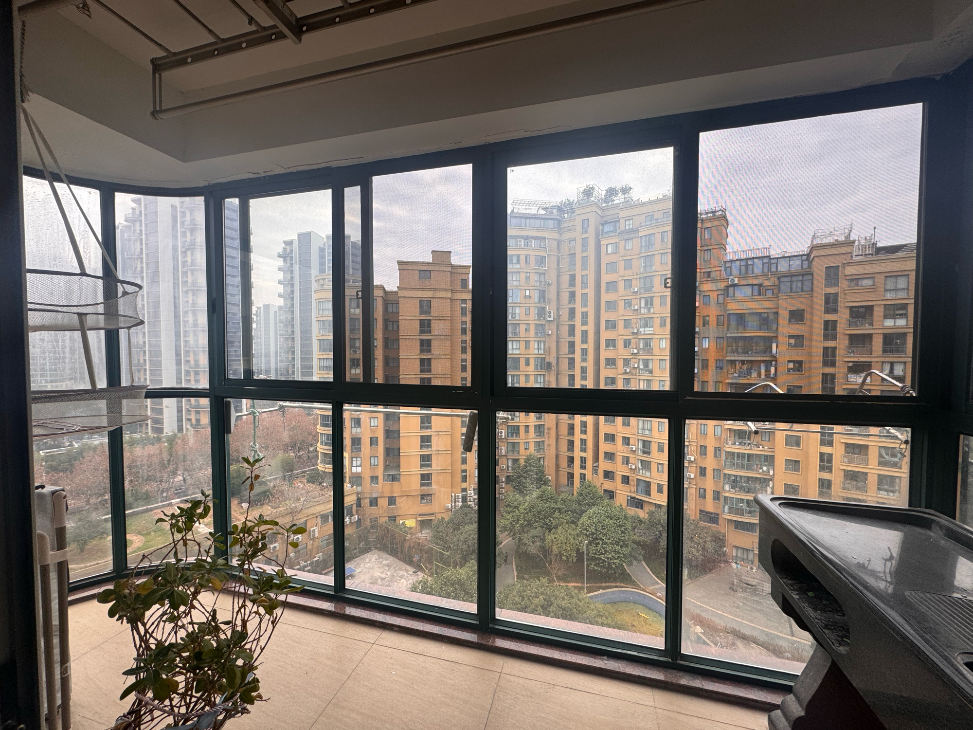 大都置业 4室2厅2卫