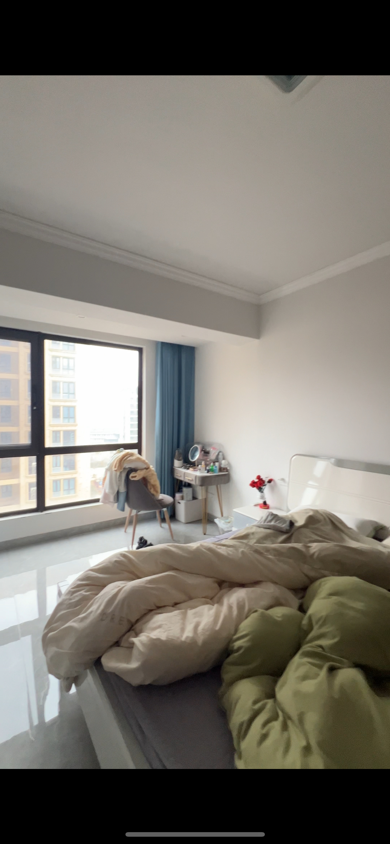 群英三区 3室2厅2卫