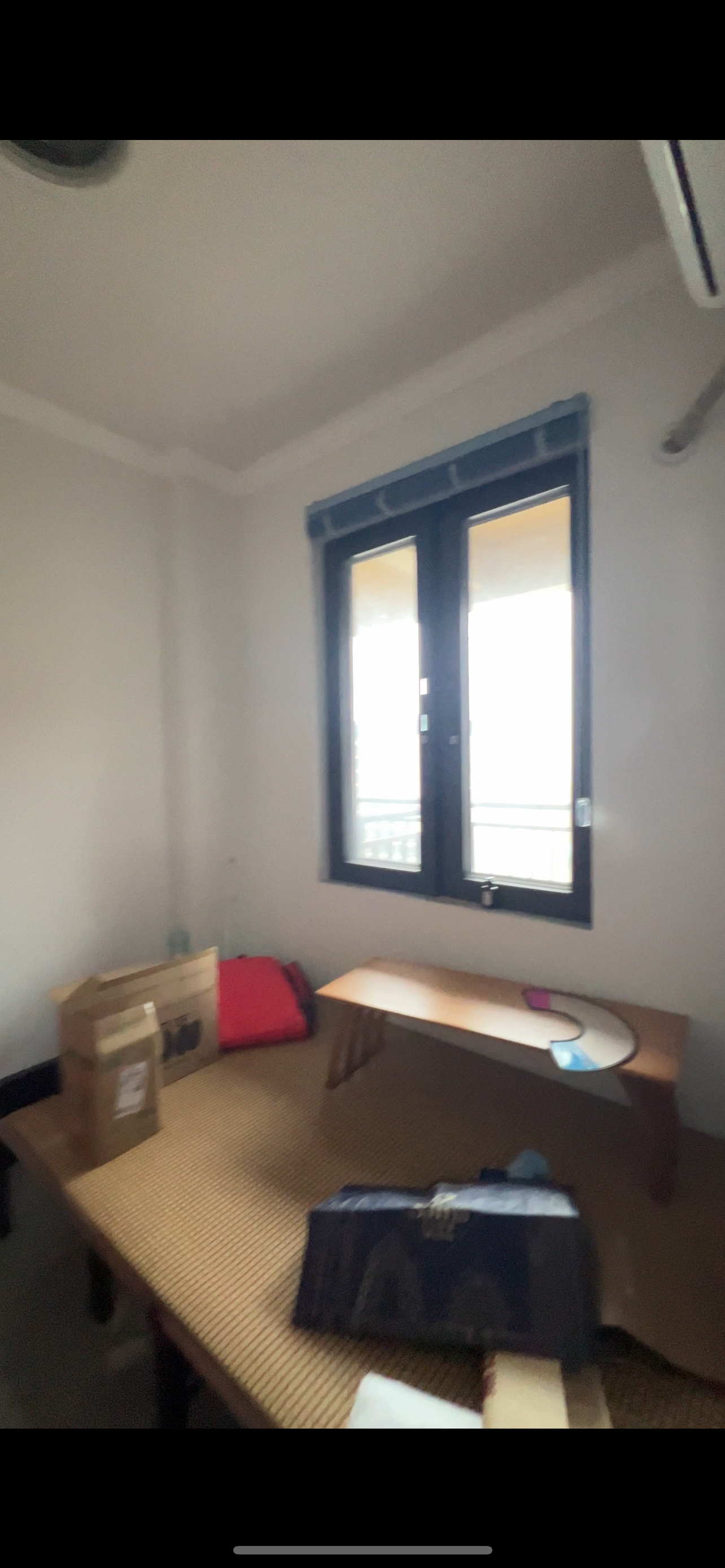 群英三区 3室2厅2卫