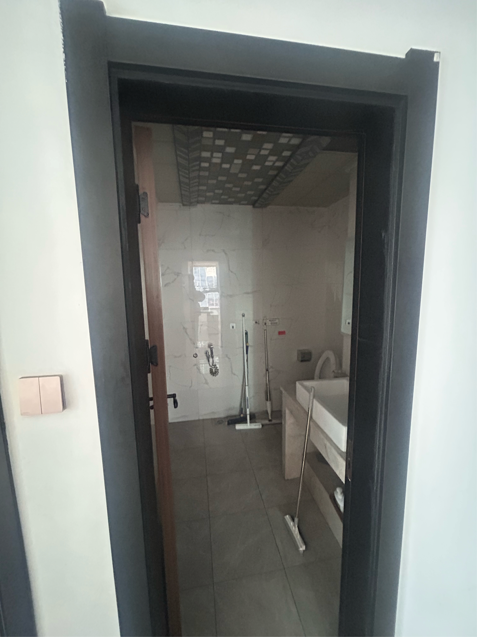 世贸中心 0室0厅0卫