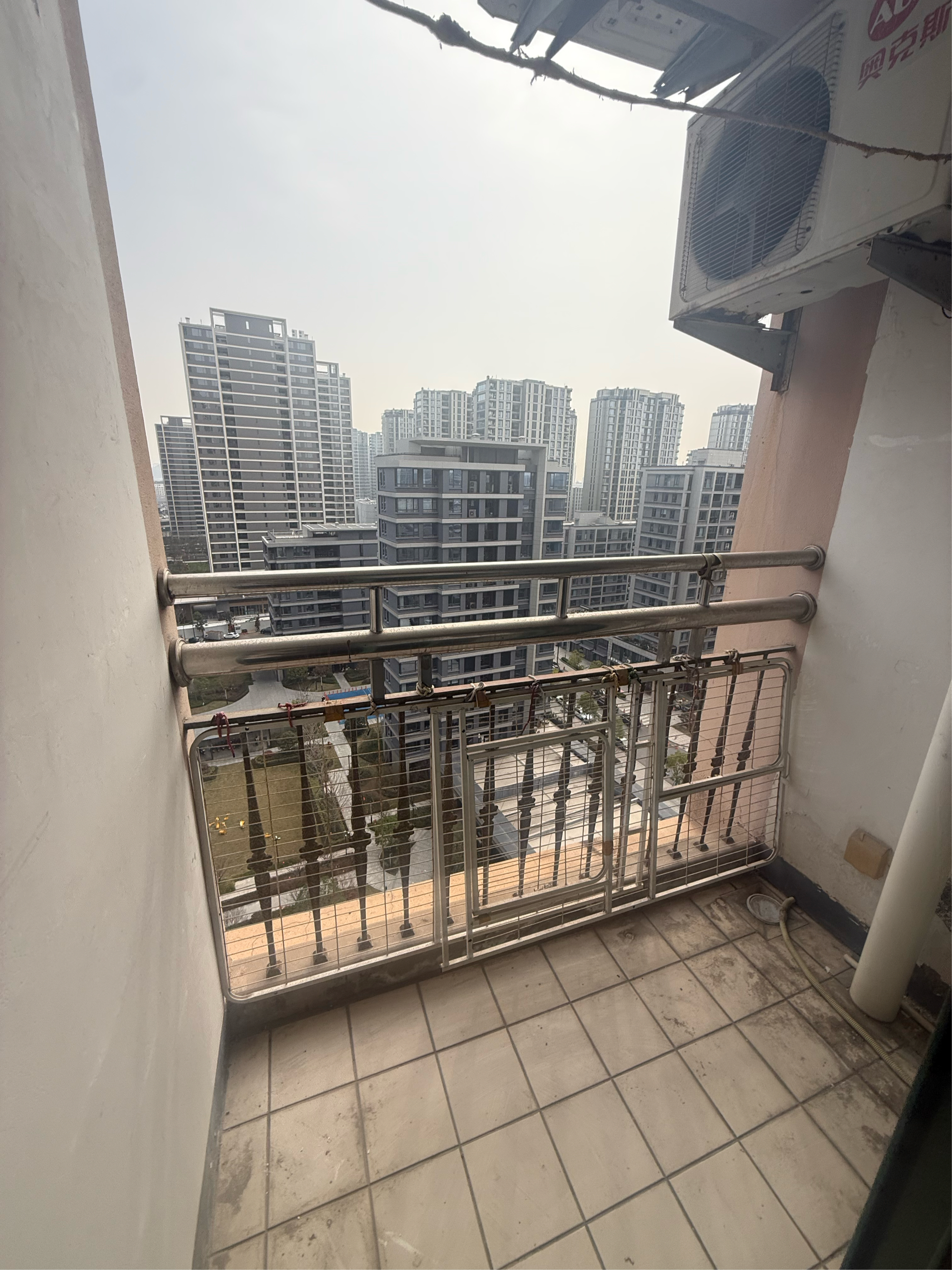 现代公寓 2室1厅1卫