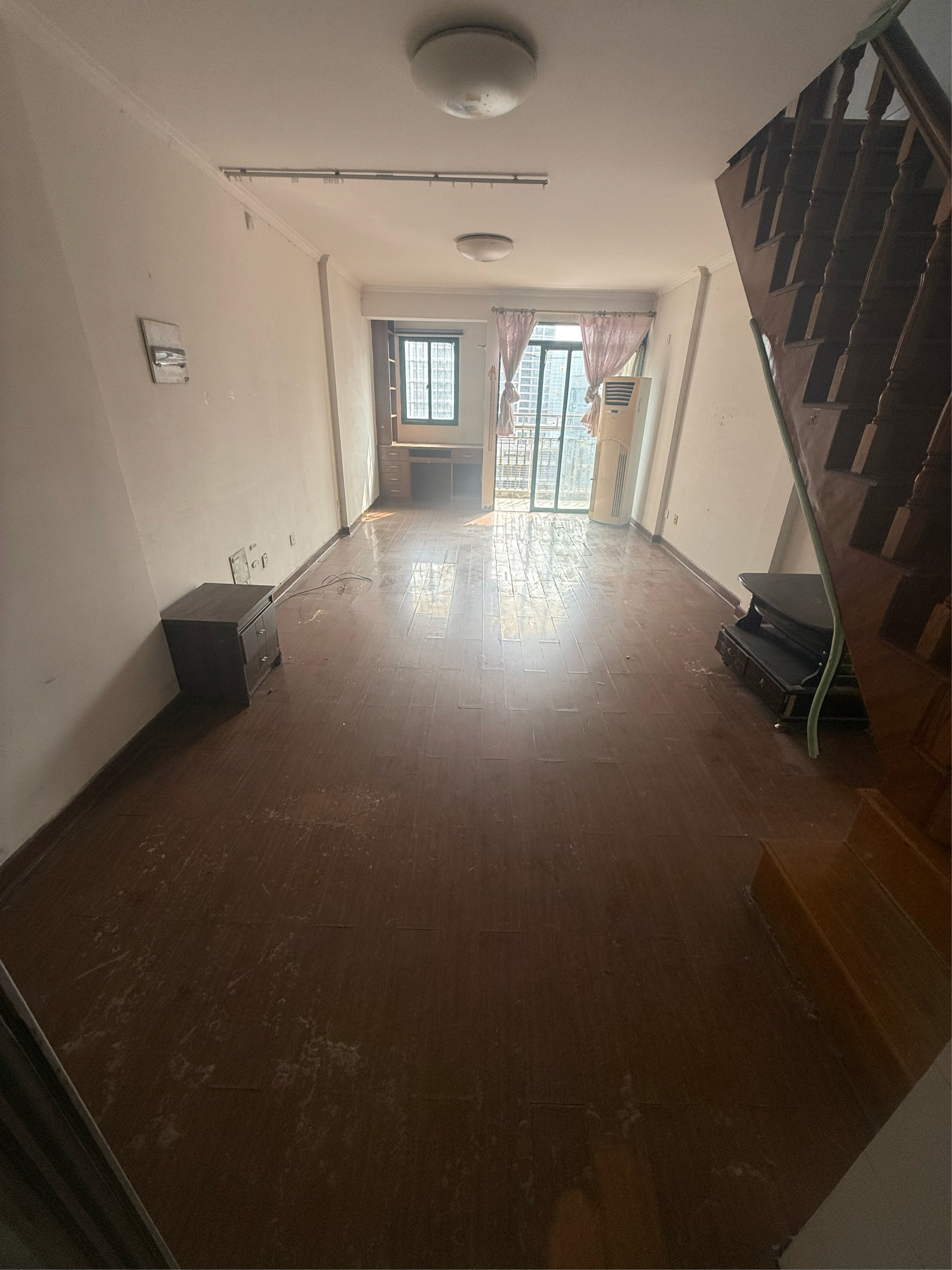 现代公寓 2室1厅1卫