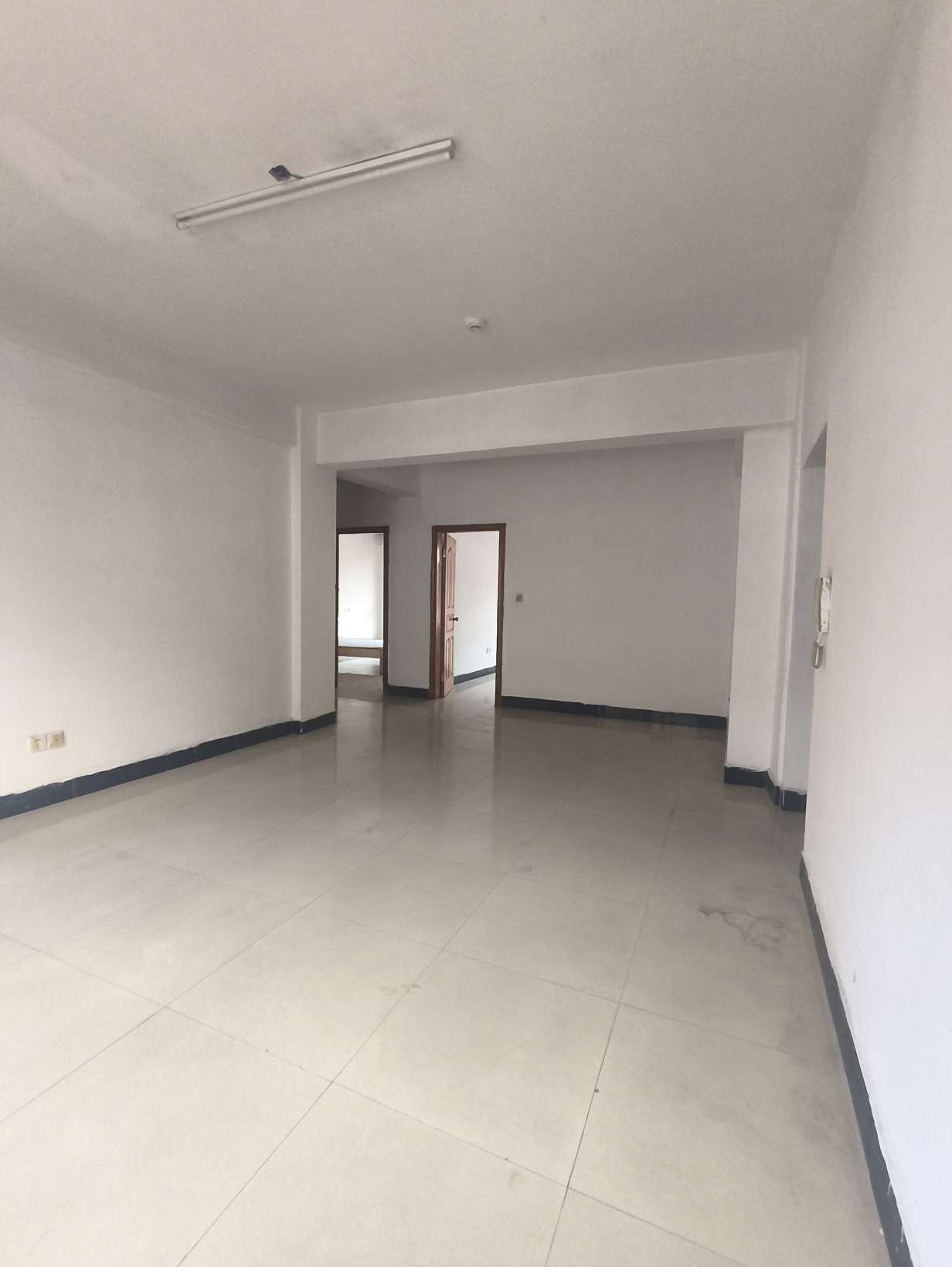 /zufang/Detail/30944