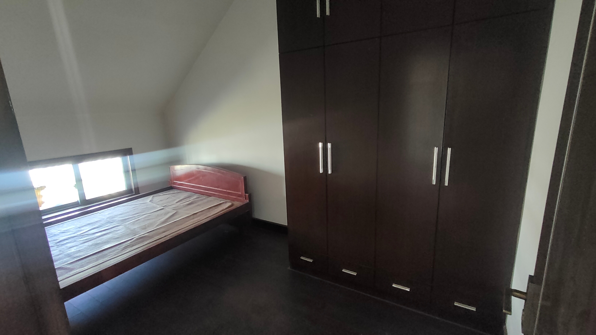 锦都豪苑 6室2厅3卫