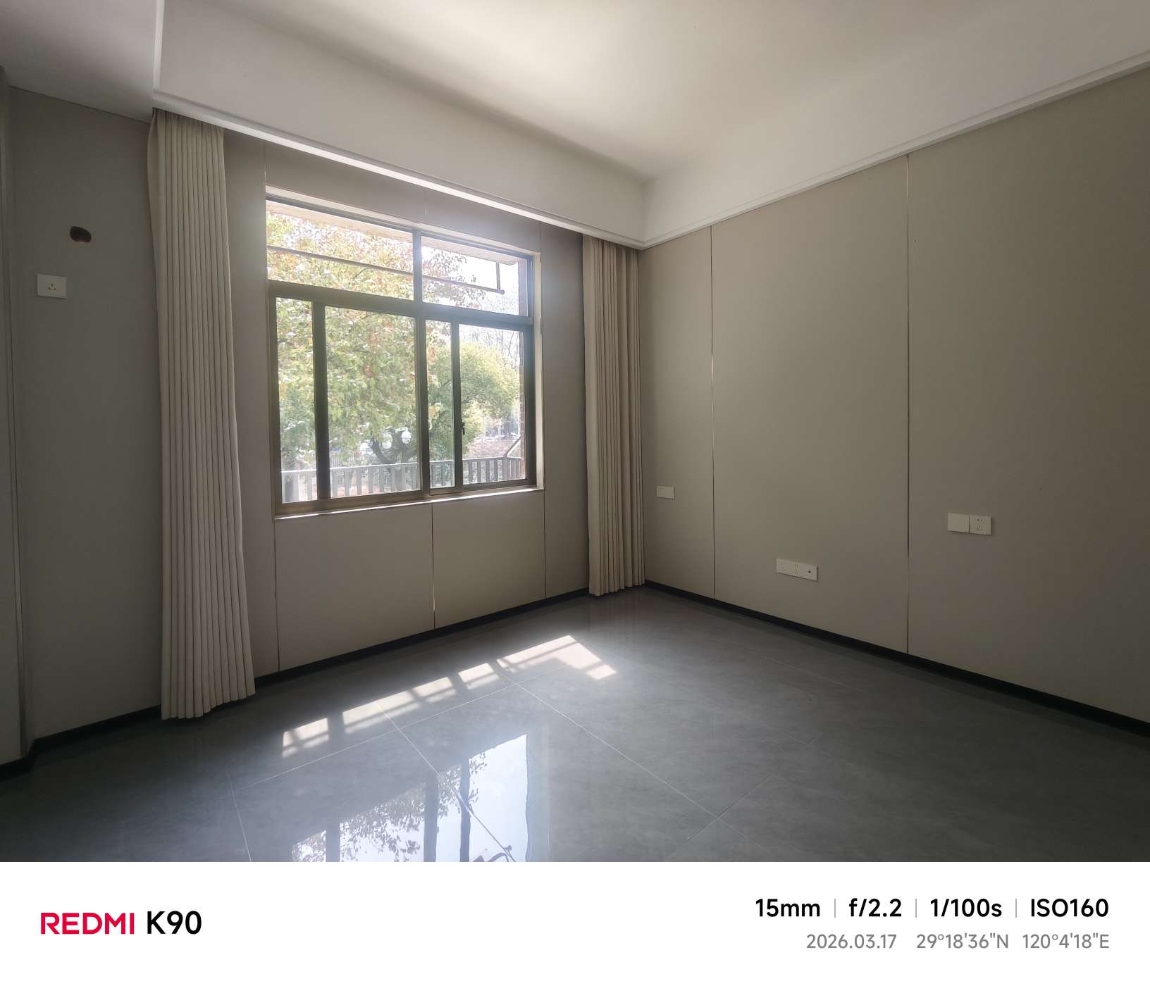 工人西路 3室2厅1卫