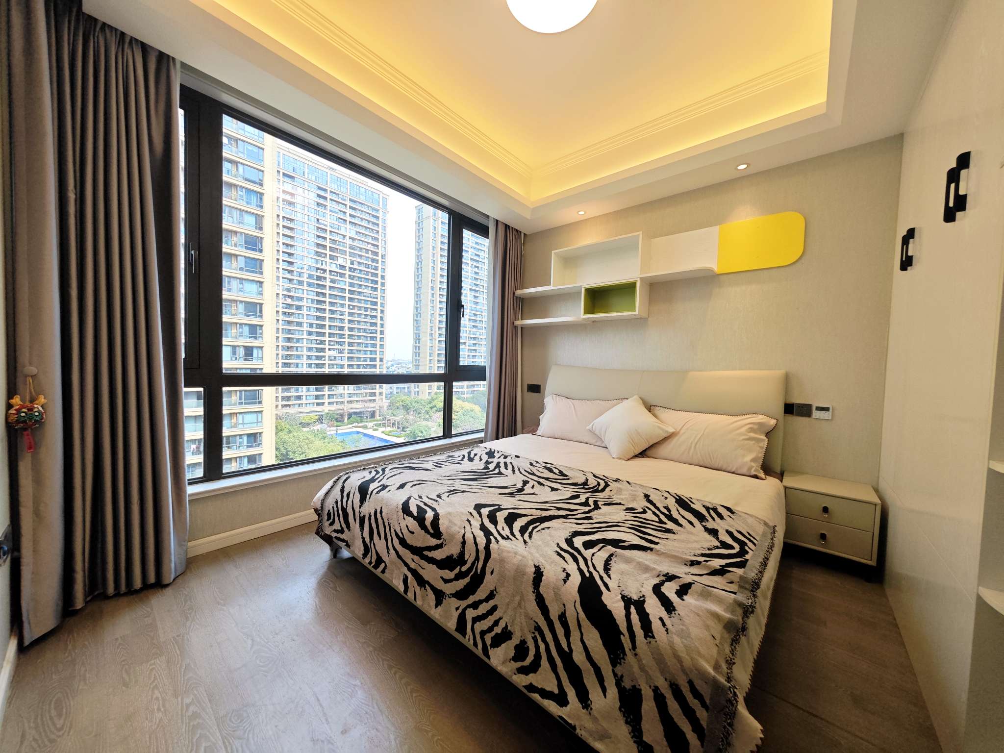 绿城玫瑰园 4室2厅2卫