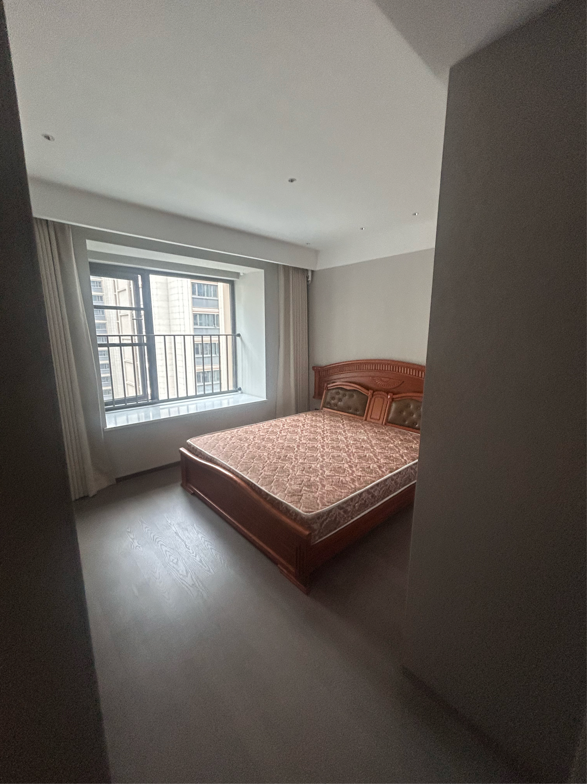 华润下车门悦府 4室2厅2卫