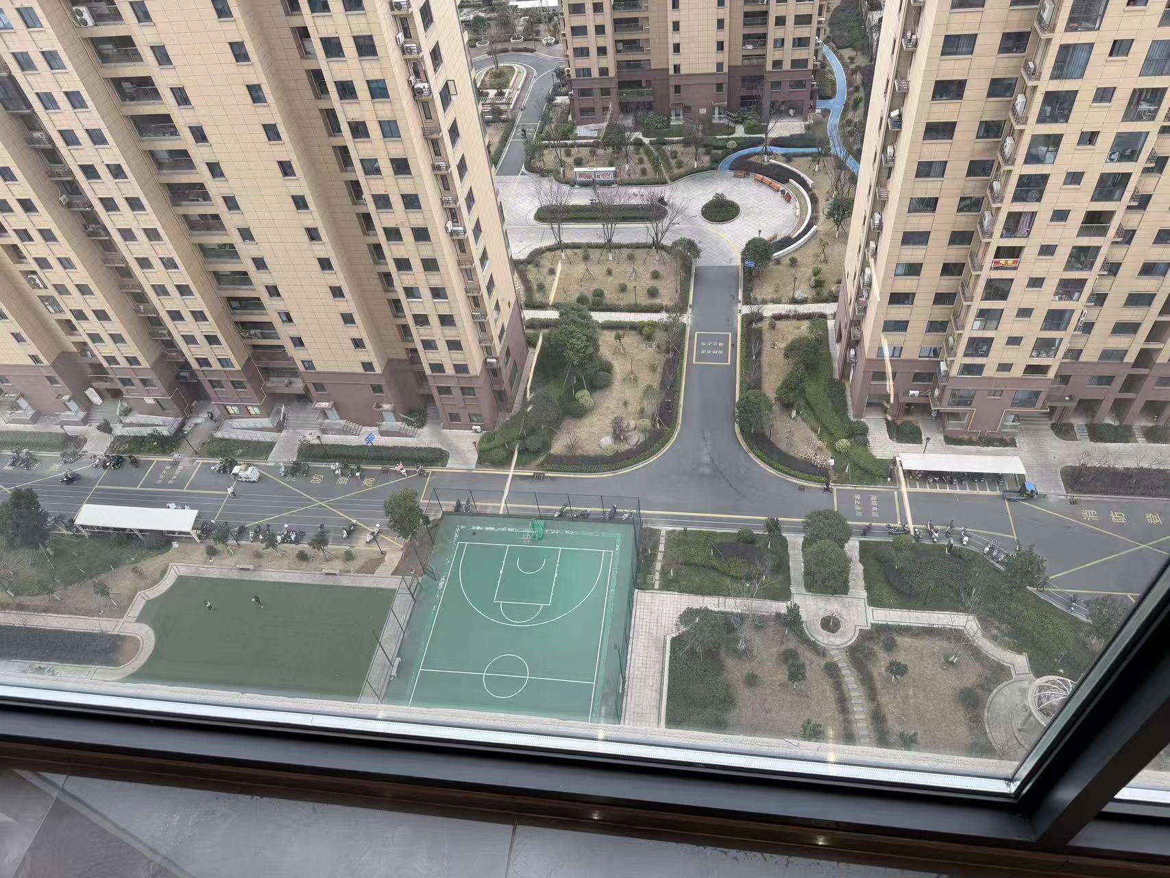 兴隆五区 4室2厅2卫