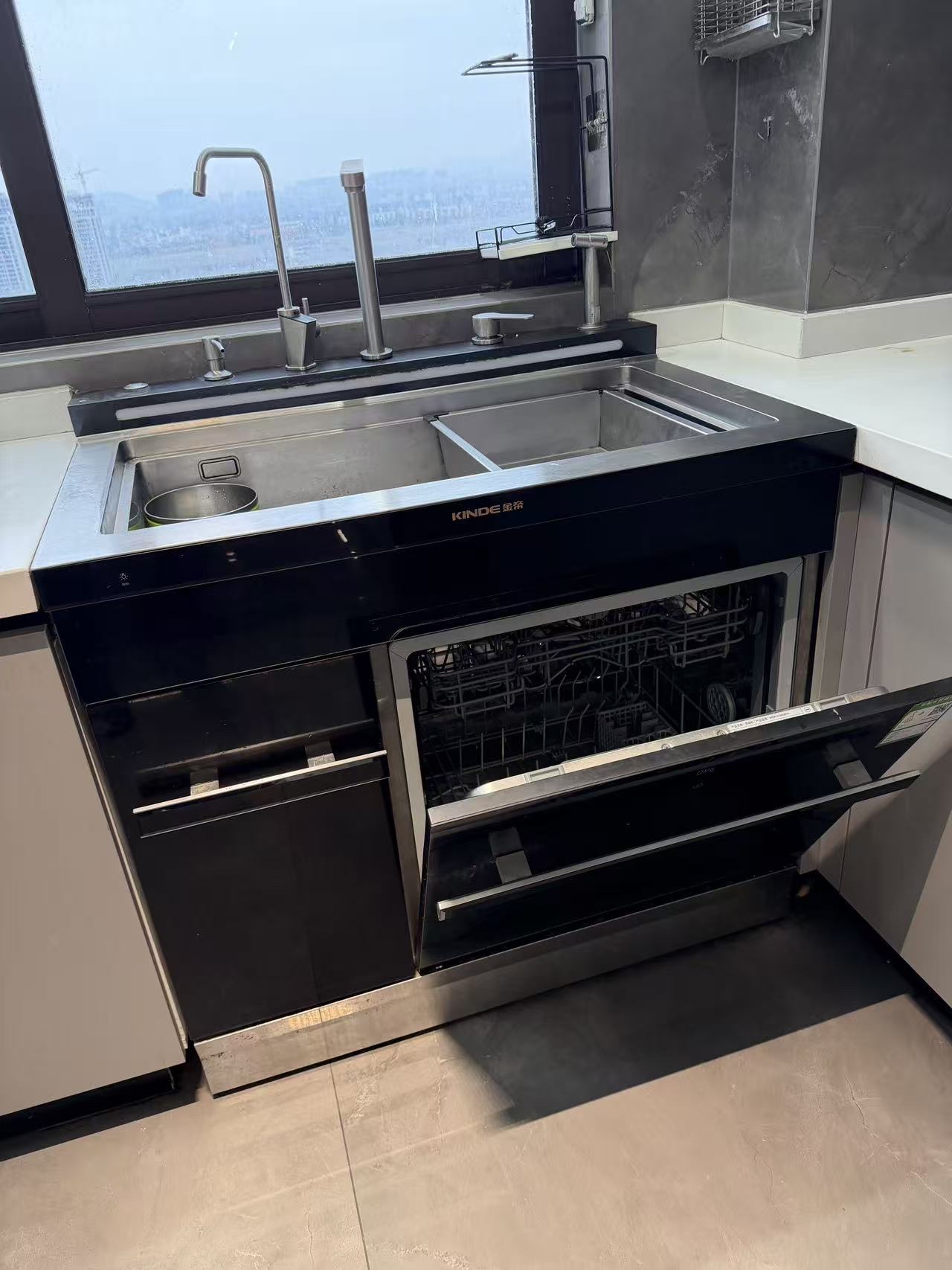 兴隆五区 4室2厅2卫