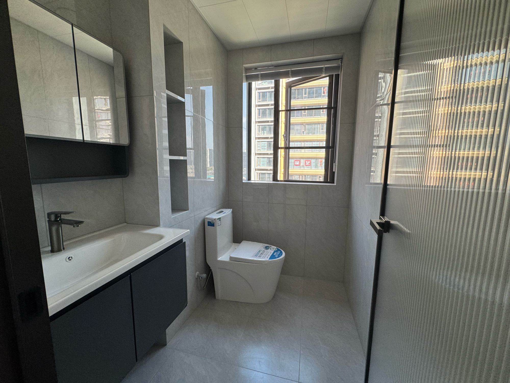 建设悦府 2室2厅2卫