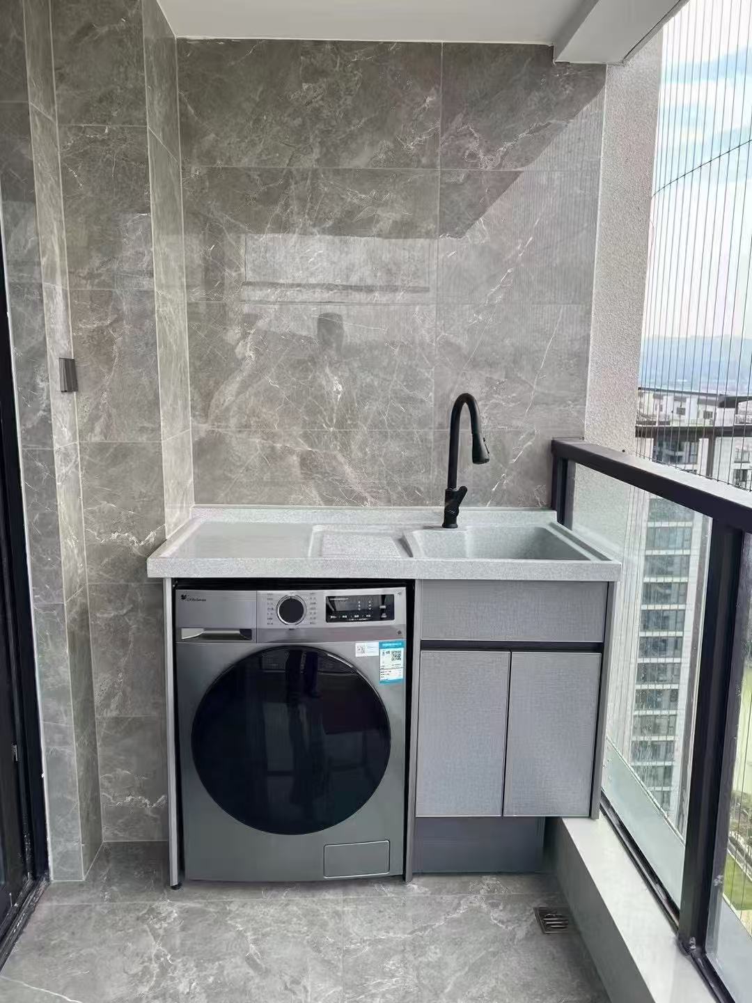 丽景湾 3室2厅2卫