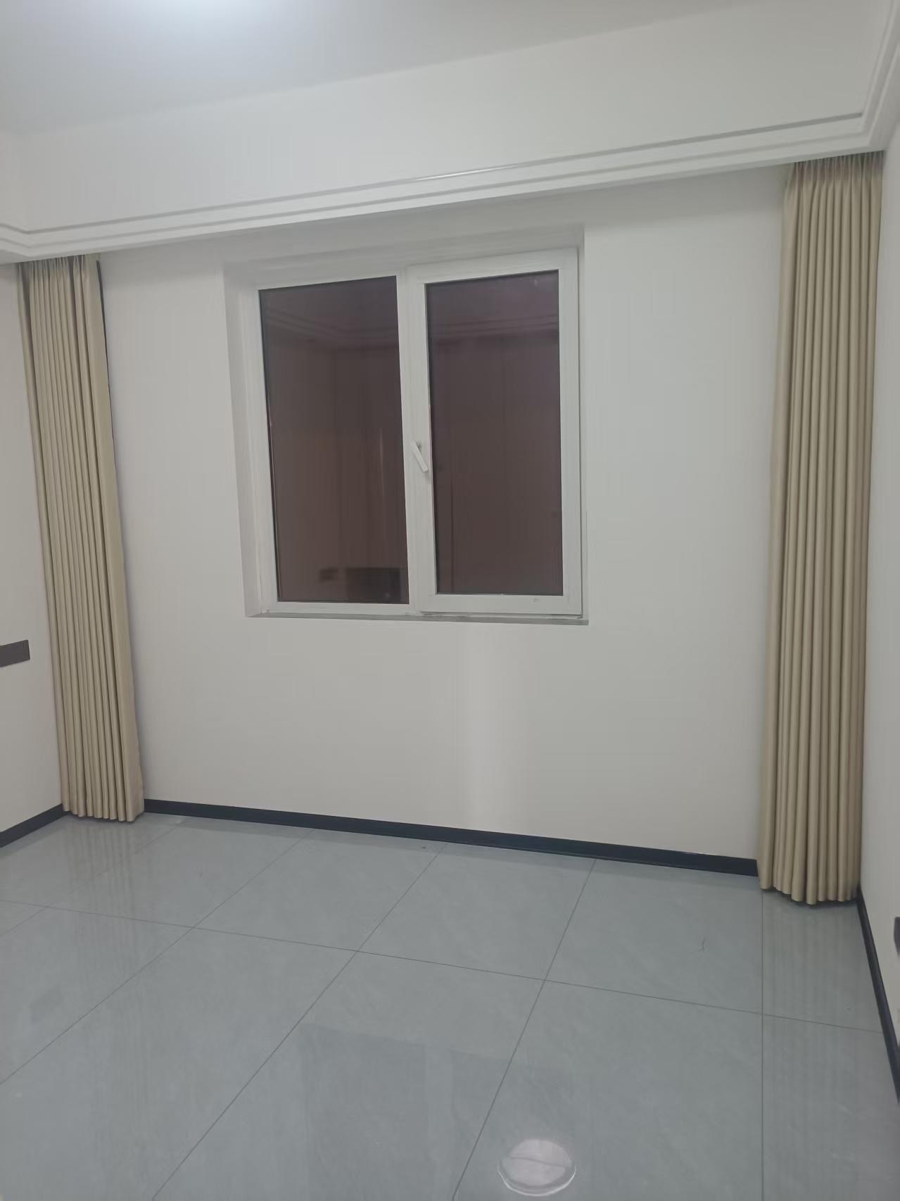 商博花园 3室2厅2卫