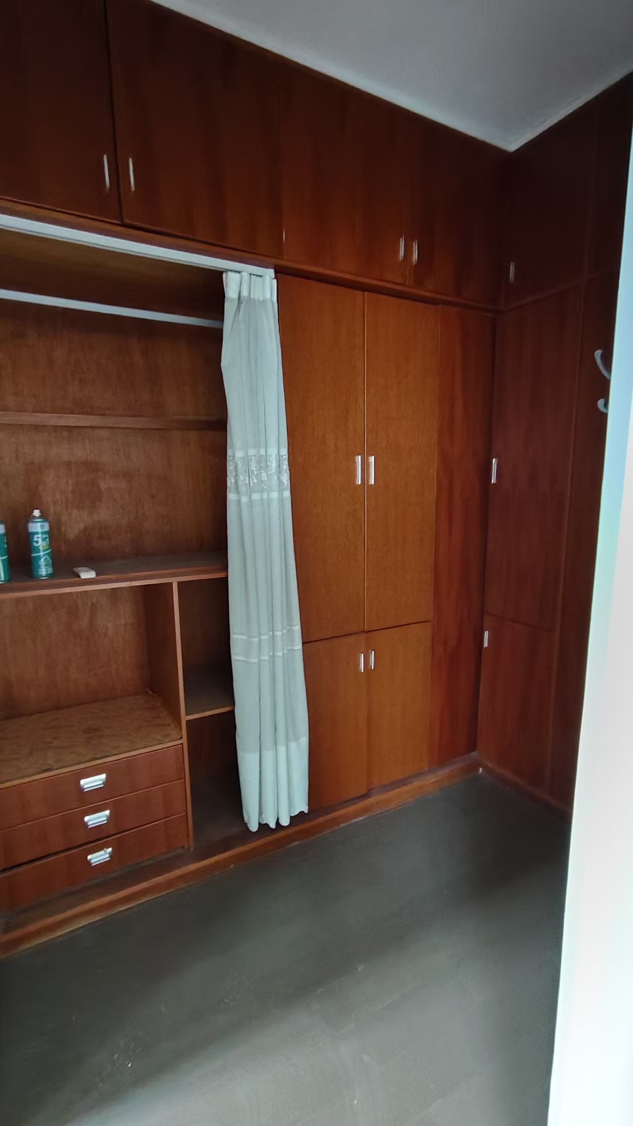 银河湾 4室2厅2卫