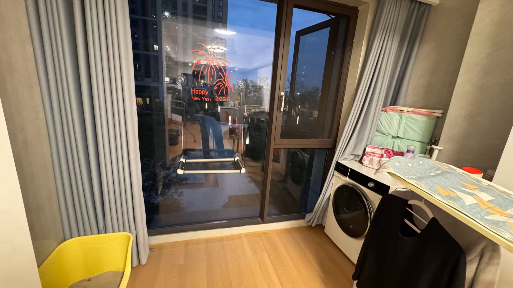 曲江风荷 2室2厅1卫