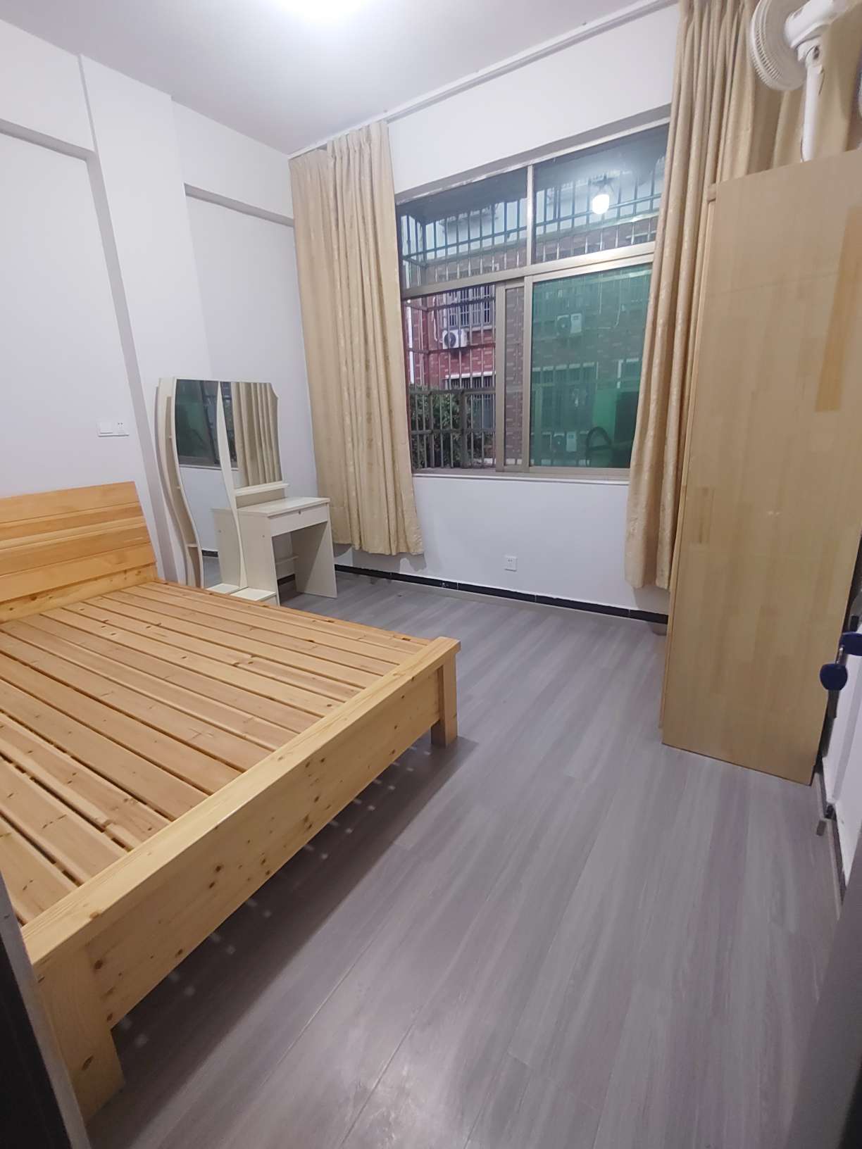 童店小区 2室1厅1卫