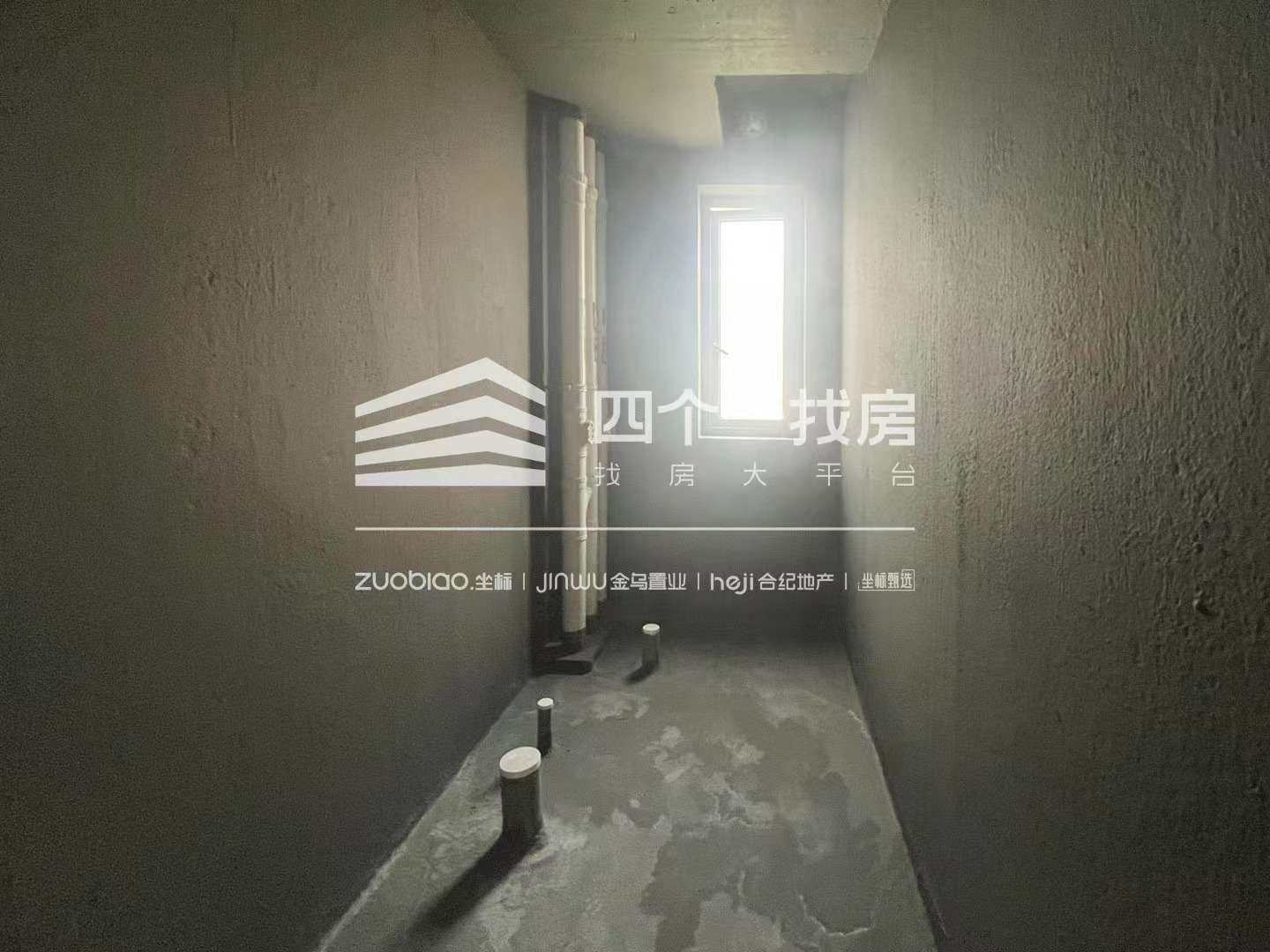 华润下车门悦府 5室2厅3卫