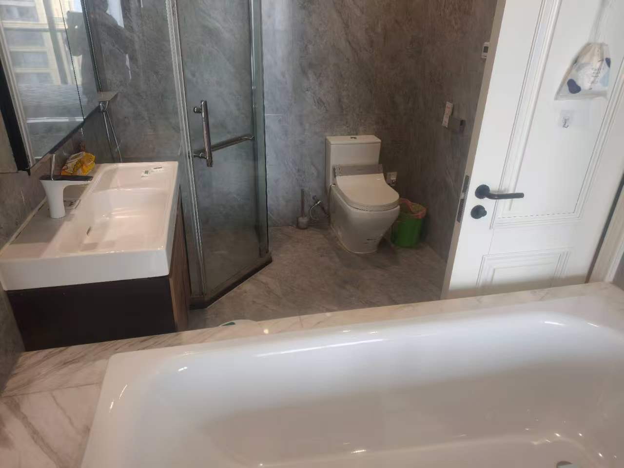 绿城玫瑰园 3室2厅2卫