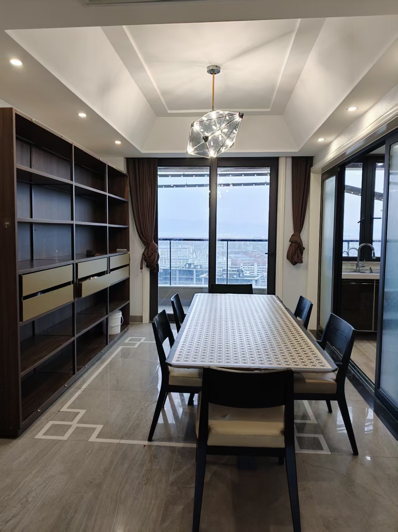 绿城玫瑰园 3室2厅2卫